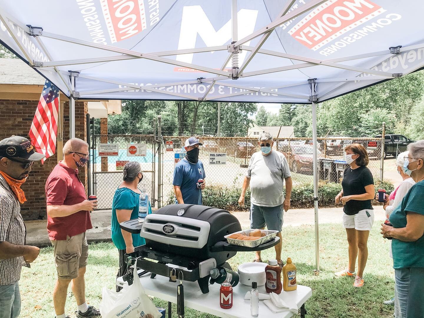 We had a great turnout today at our Meat and Greet in Kingston! We were especially thankful to have the support of incumbent, Mary Davis. Everyone was respectful of social distancing and masks and they are excited to support Sean Mooney for District 
