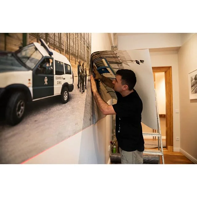 First day of a big week and we are diligently preparing our exhibiton space. We have 3 exhibitions on show this week along with a demonstration and workshop led by Berlin Photographer Bj&ouml;rn Albert. All details on our website! 
_______

#erwinblu