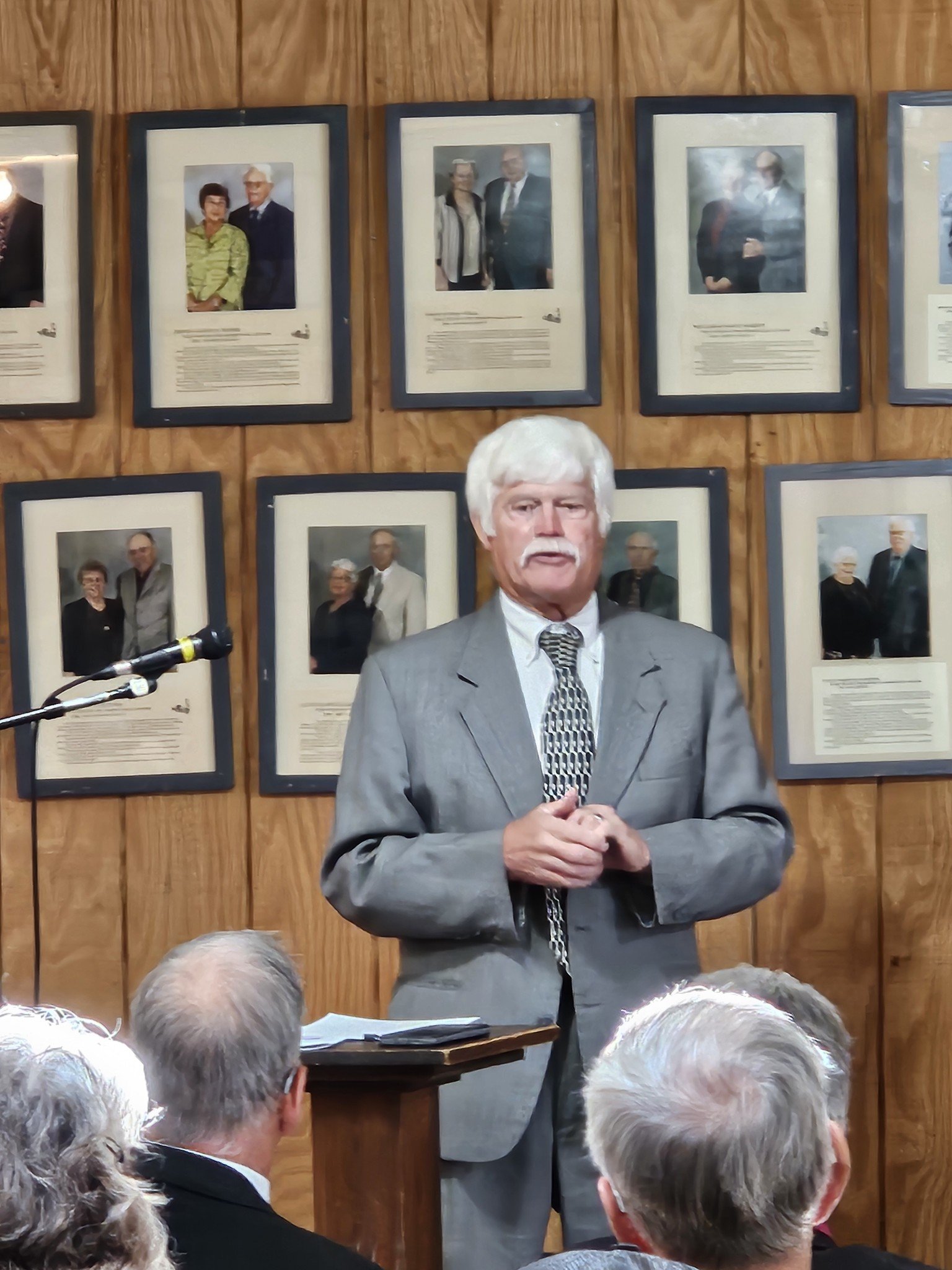 Jerry VanderRoest.jpg