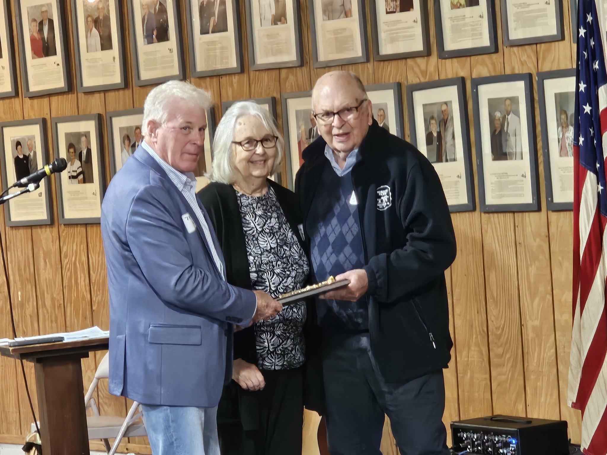 Earl & Diane Horning.jpg