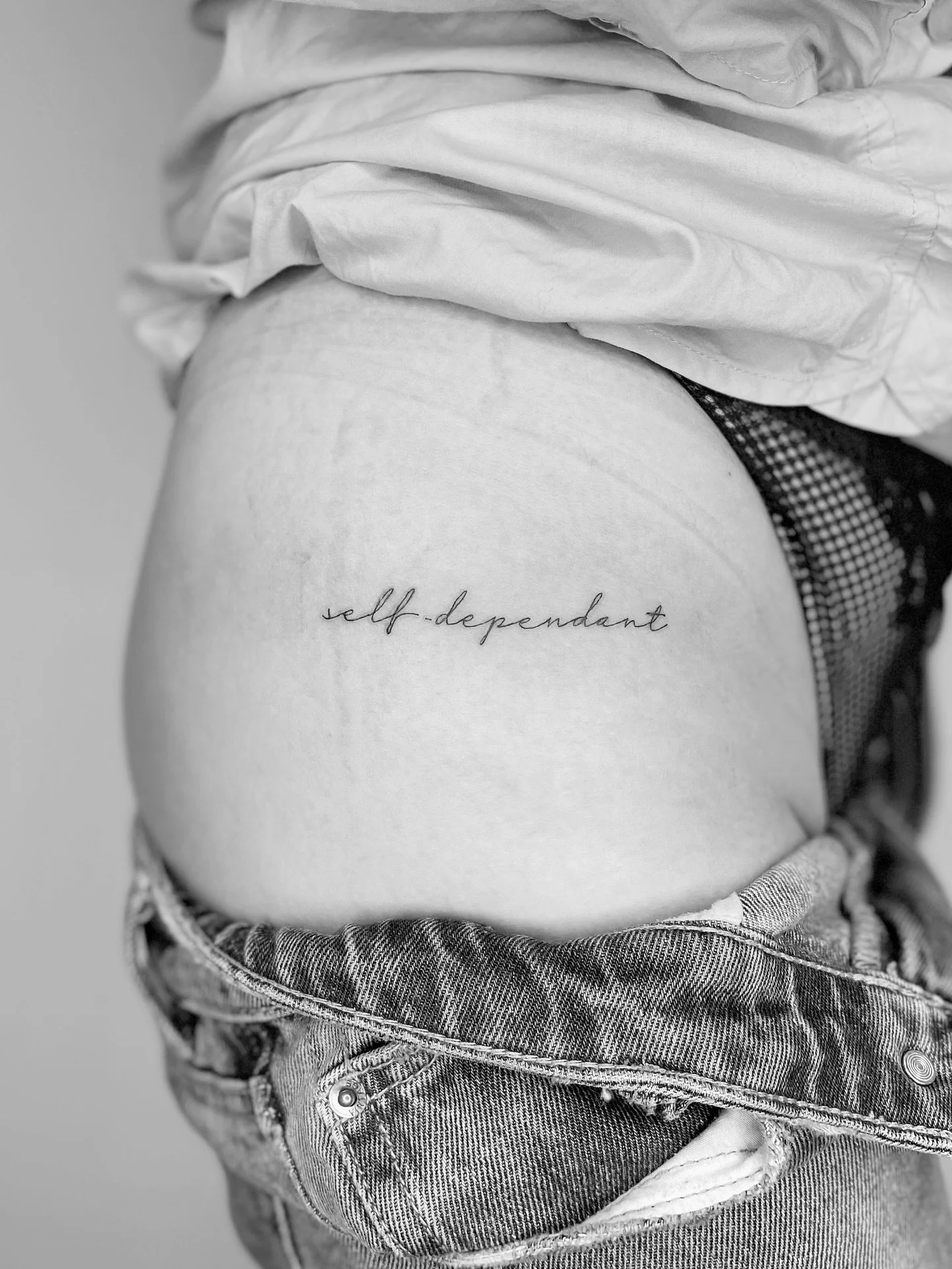 A few tattoos that I have done. 

If you would like to book in for a tattoo, please use the links in my bio. 

#finelinetattoos #smalltattoos