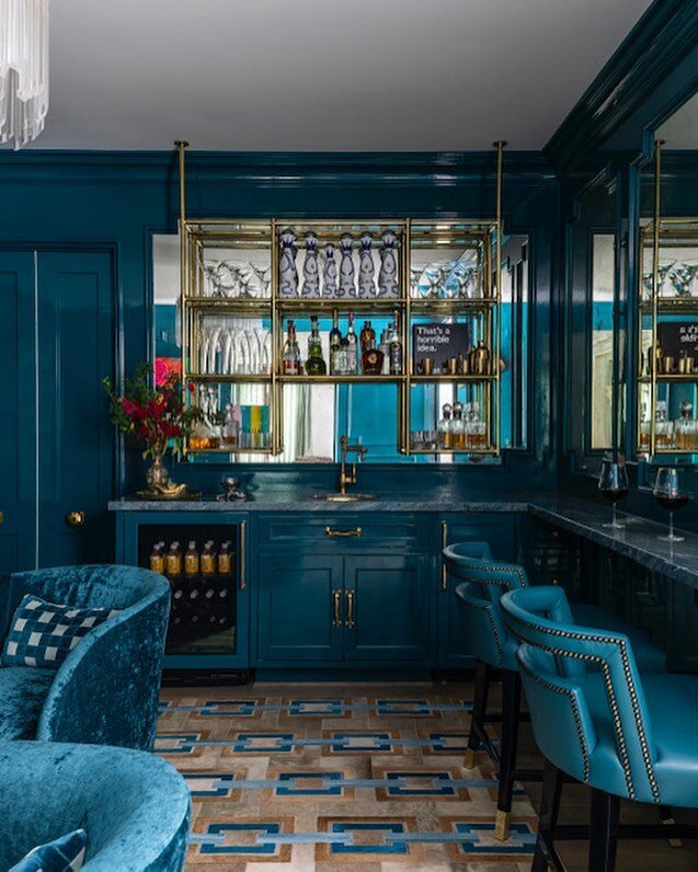 Would you ever go out on Friday night again if you had a space like this to entertain in?  Love love love this bar designed by our dear client and her team @eccodesign. Have a great weekend Austin!  Photographer @juliesoefer