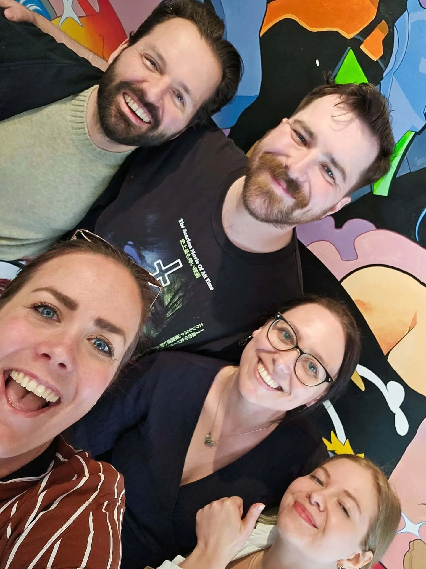 Hurra - for en nyhet!! Til h&oslash;sten kommer quizboka som tar spillkultur p&aring; blodigste alvor! Og skaperne er ingen ringere enn Steffen Lund ( @steffen_lund ) og Hasse Hope ( @hassehope ) fra @nerdelandslaget !! 

&quot;Vi har sett oss lei av