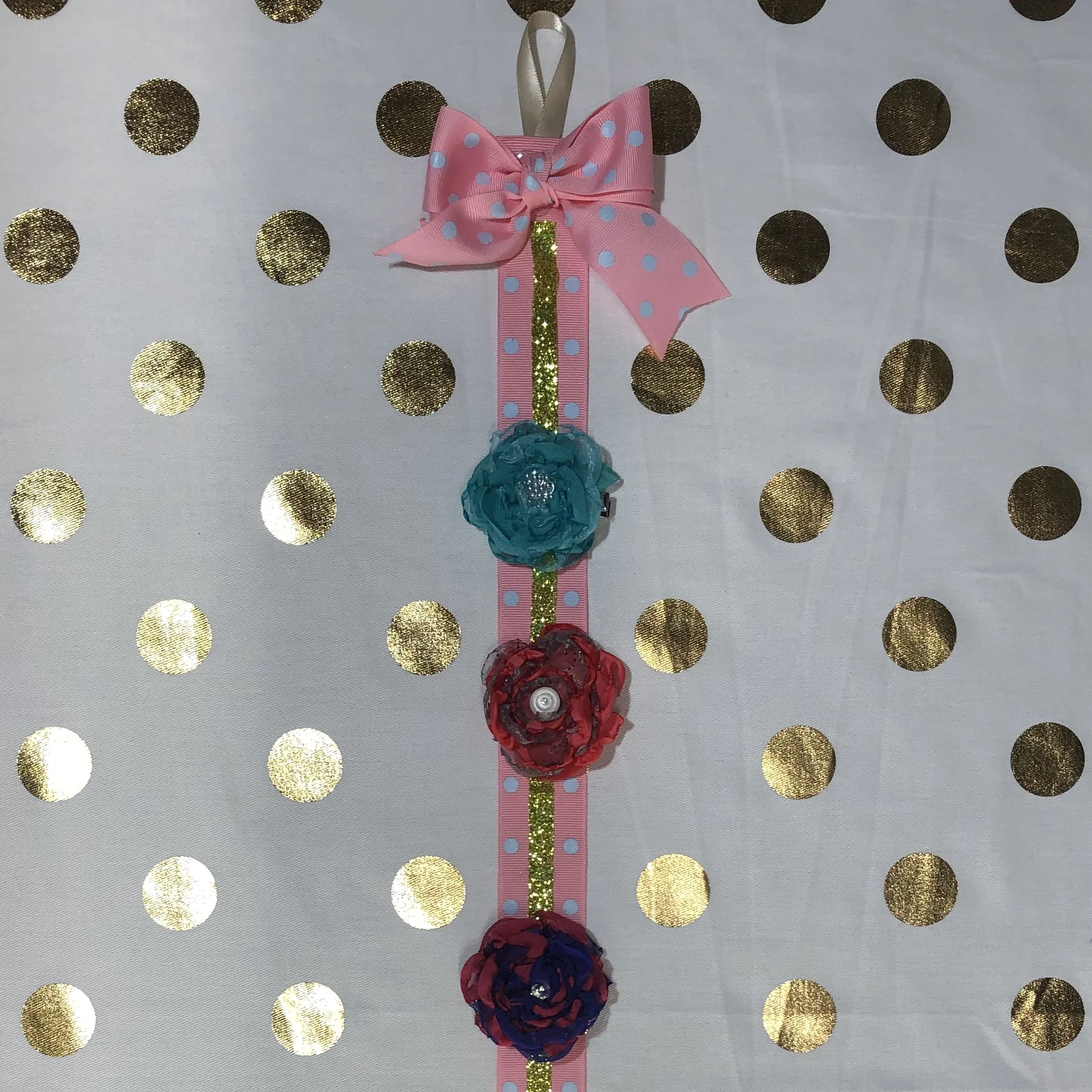 Ribbon Bow Holder with Flower Hair Clips