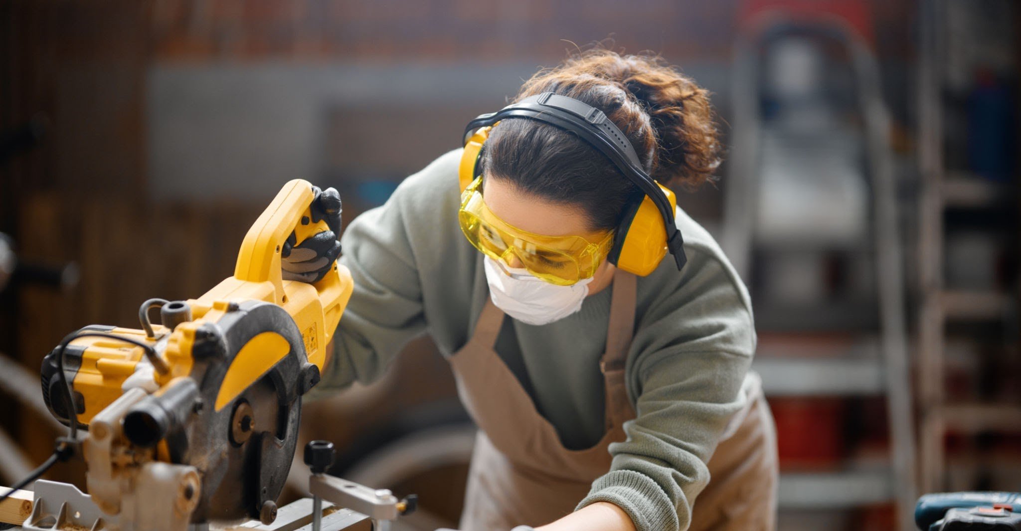 Tradesperson studying online for the Red Seal exam using proven strategies and practice tests