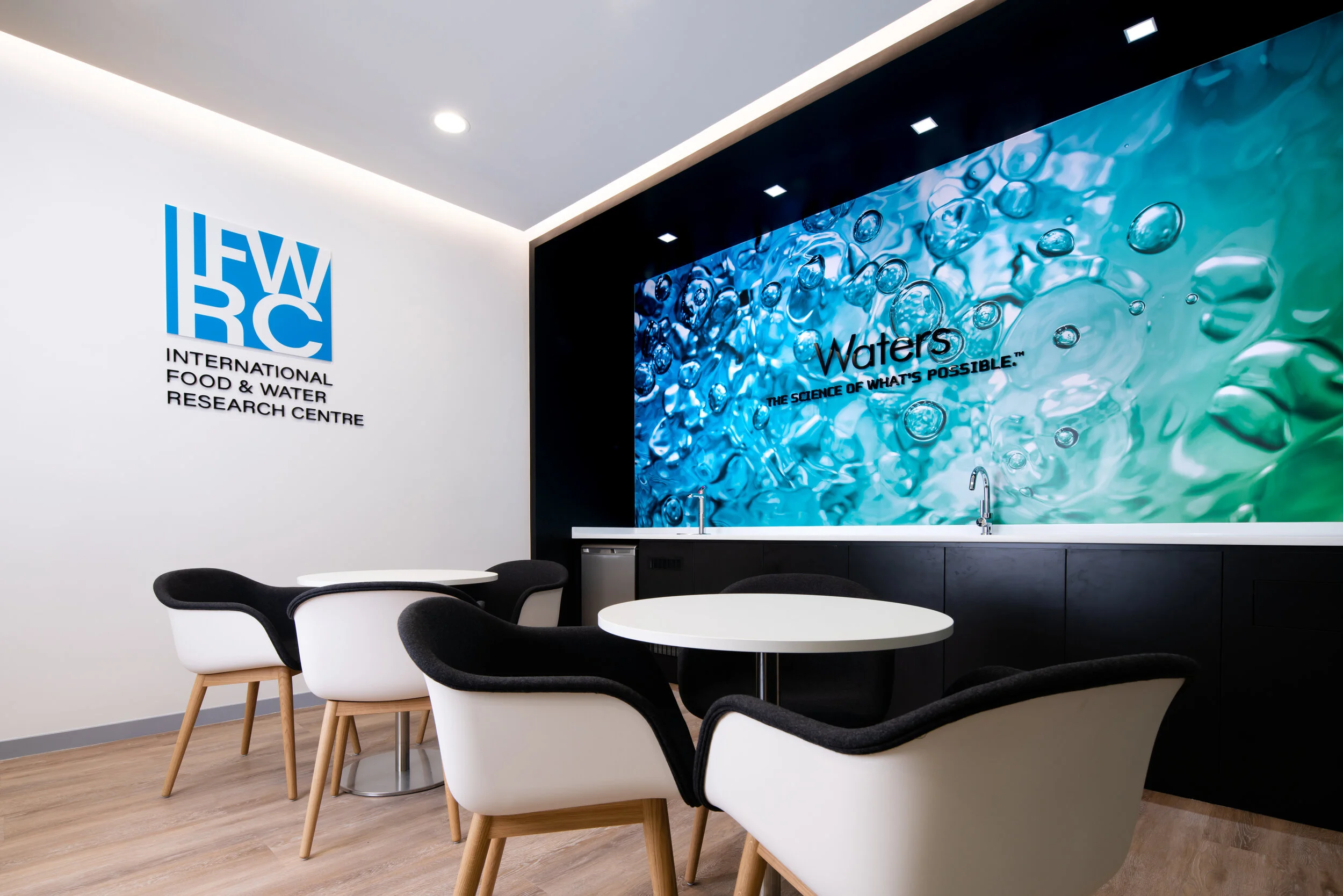 Corporate - Waters - 01.jpg