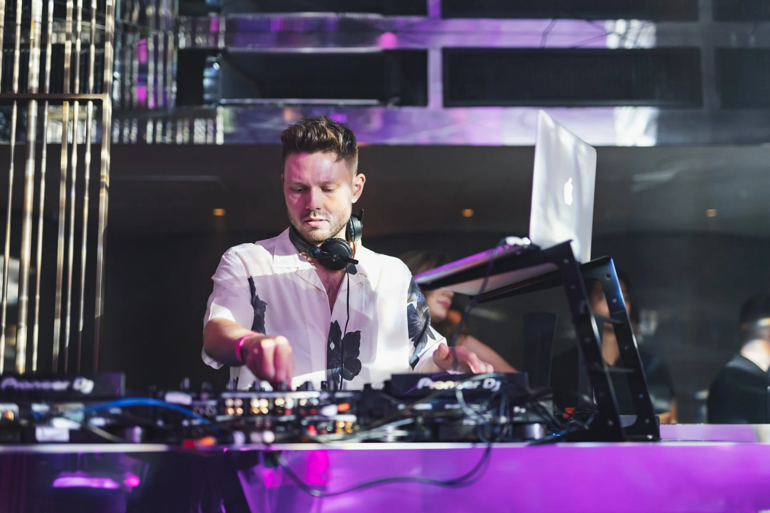 Nudge_Photography_Events_The_Londoner_06.jpg