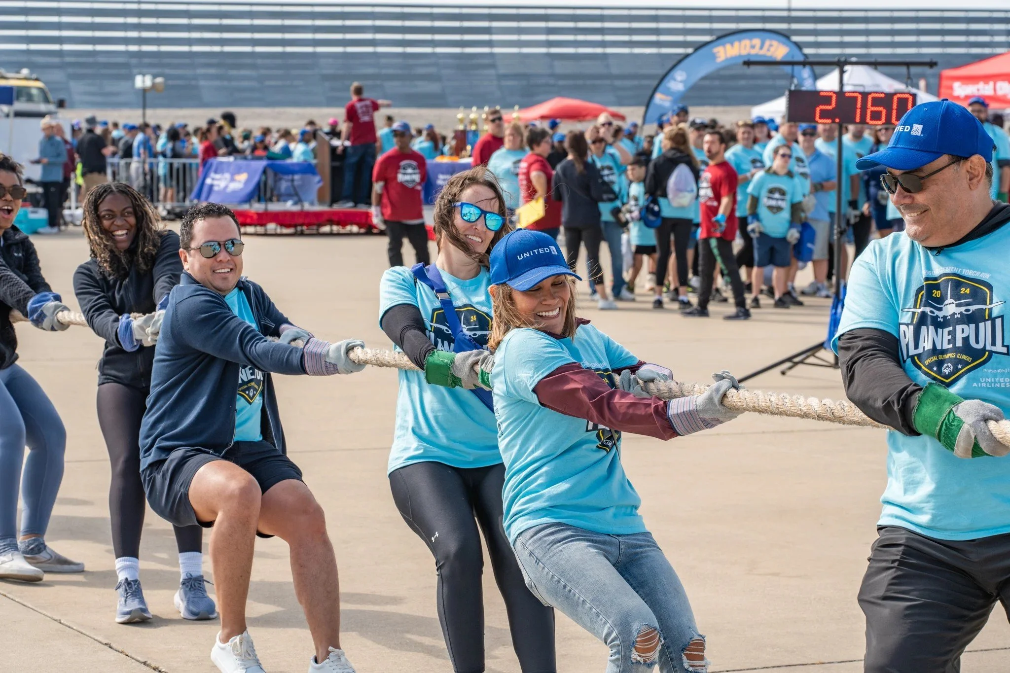 Get ready for the 2026 O'Hare Plane Pull! 🚀 Our OAW Team is pulling a 737 to support @specialolympicsillinois. Help us reach $4K by donating: https://support.soill.org/ORDAirportWatch #ordairportwatch #specialolympicsillinois #chicagoohareinternatio