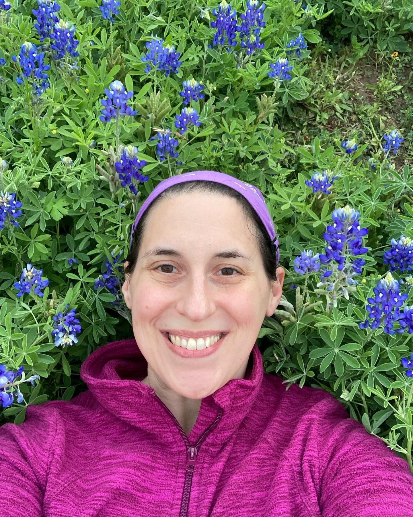 Nature is one of my favorite places to play!@memorialparkconservancy  and @houstonbotanic are my favorites, and finding bluebonnets with on my guest walk with @urbanpaths was a blast!