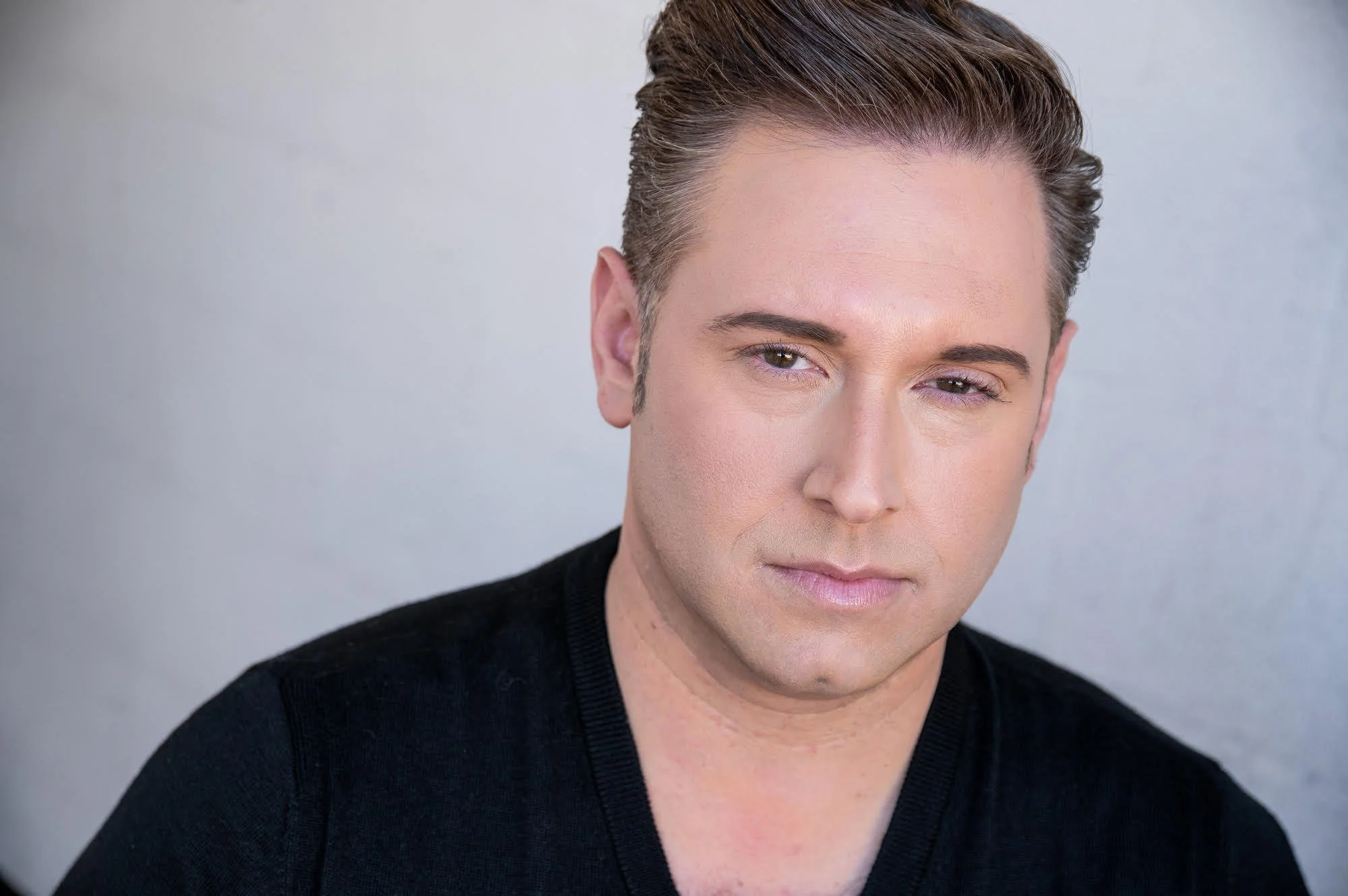 Dominick Valdés Chenes*, Tenor