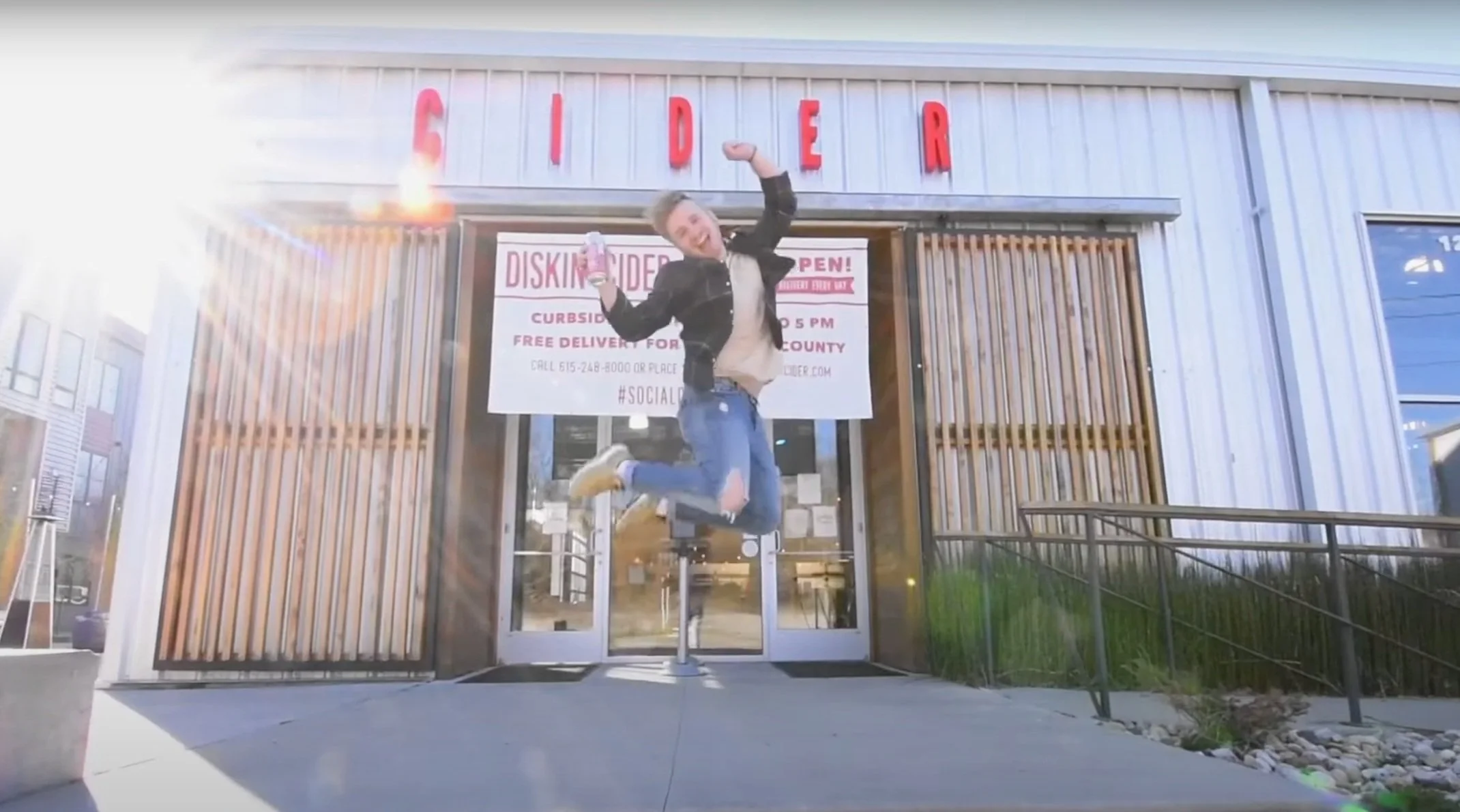 Adam Ackerman choreographs a Diskin Cider commercial  