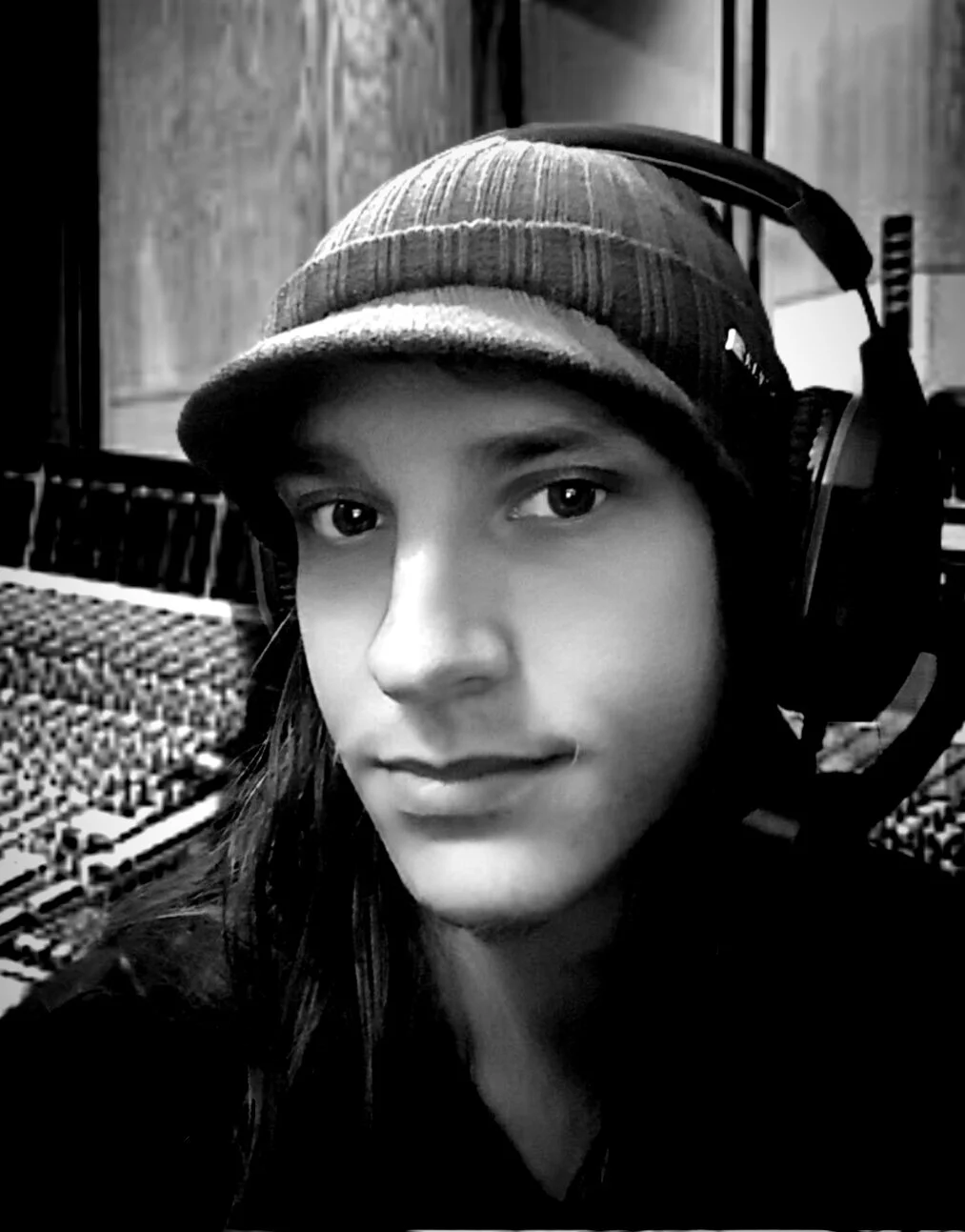 DisasterTheory’s Derrick Everhart is The Band’s Voice of Thunder