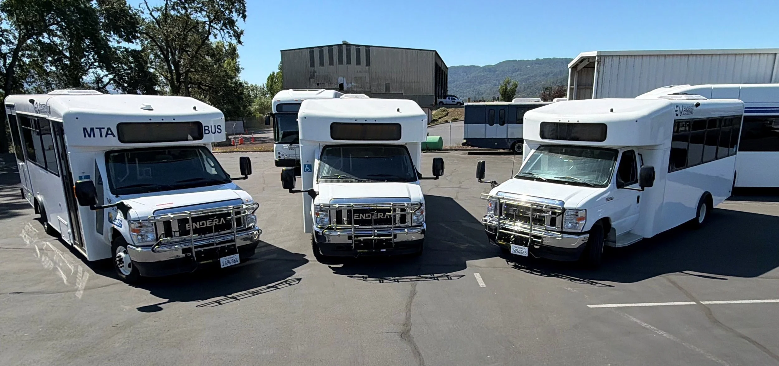New Shuttle Bus for Sale in Oregon — B-Series Shuttles for OR Fleets | Endera