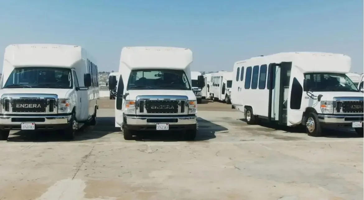 Shuttle Bus for Sale in Maine — B-Series ICE &amp; Electric Shuttles for ME | Endera