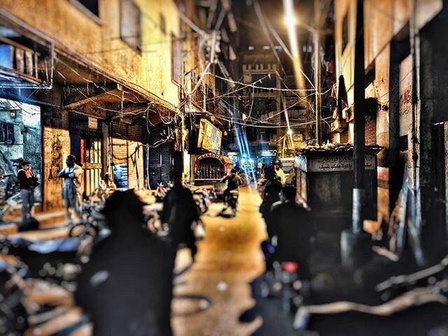 #karachi by #night #QawwalGali #Shoemarket #qawali #artists