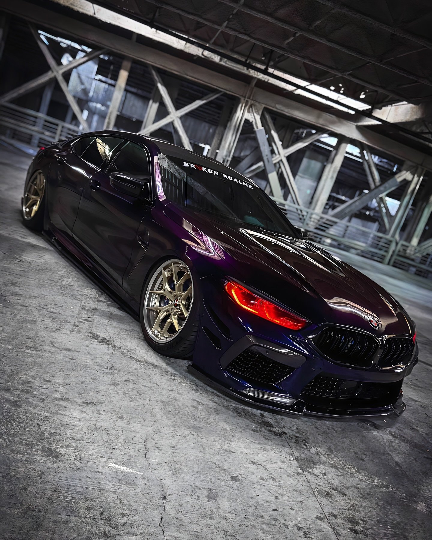 BMW M8 comp got a Midnight Purple PPF with @brokenrealmz Carbon Fiber PPF accents 

#mobileservice #mobilewraps #thewrapdistrict #thewrapdistrictla #vinylwrap #wrapped #paintisdead #southbay #sanfernandovalley #sfv #818 #losangeles #manhattanbeach #r