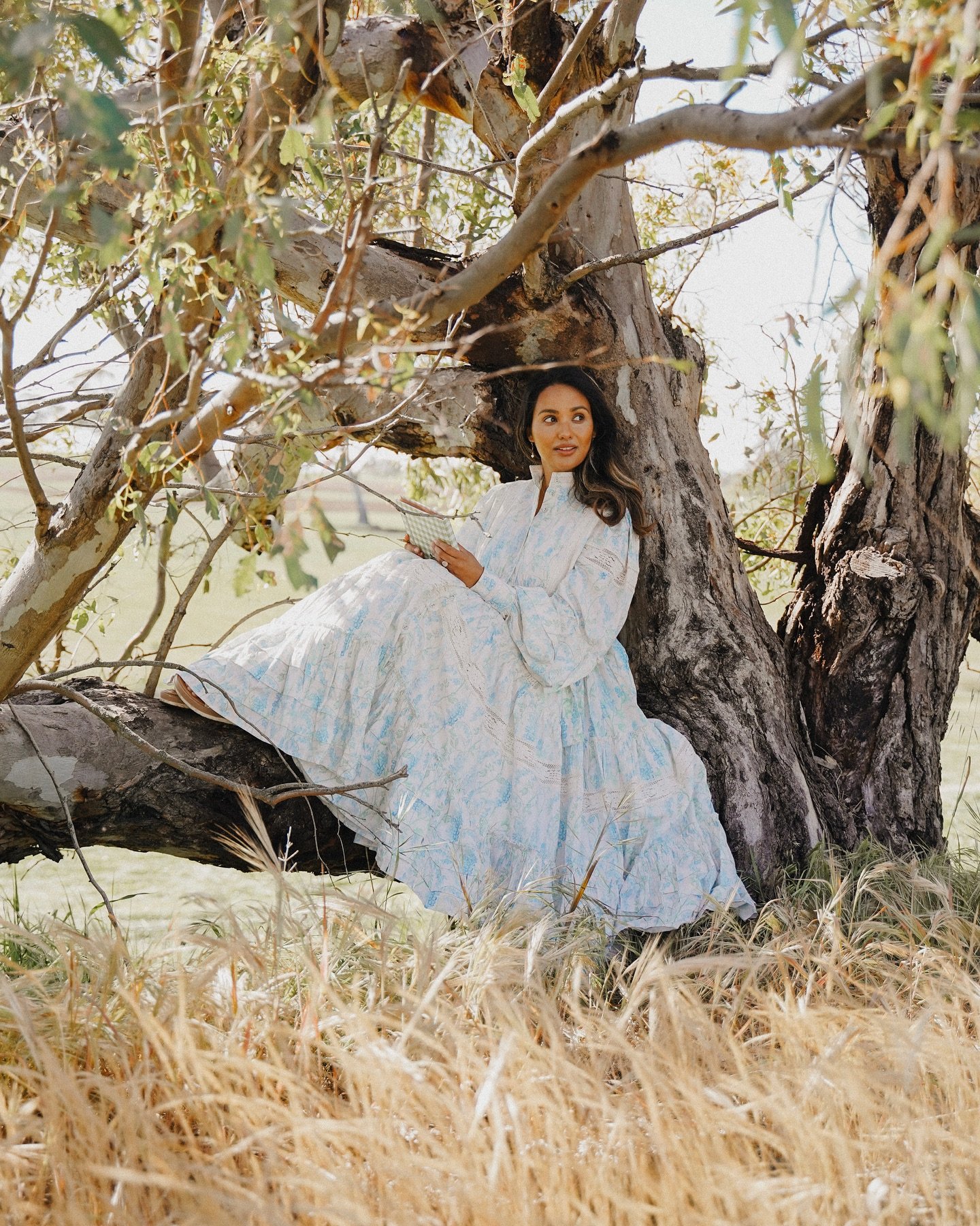 Still can&rsquo;t get over how beautiful these moments are with @ambasmiles using our 2026 Sage Planner.
It makes me so happy seeing our work out in the world.