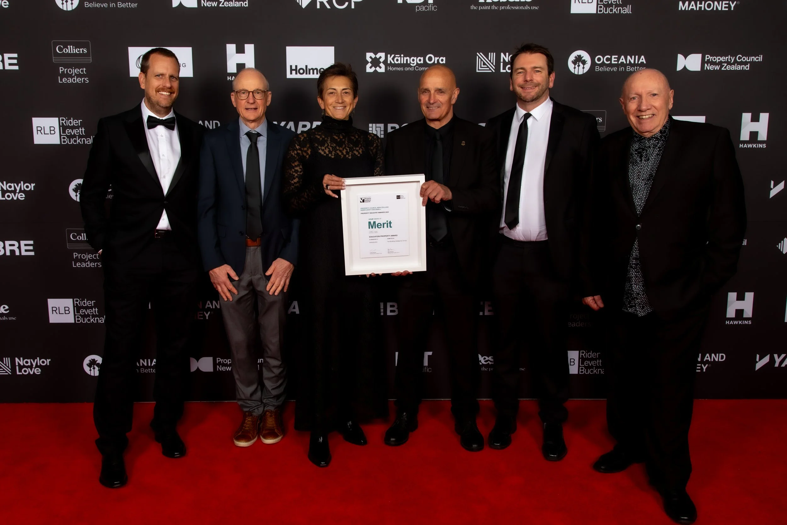 RLB_AWARDS_MEDIA_WALL_HR-355.JPG