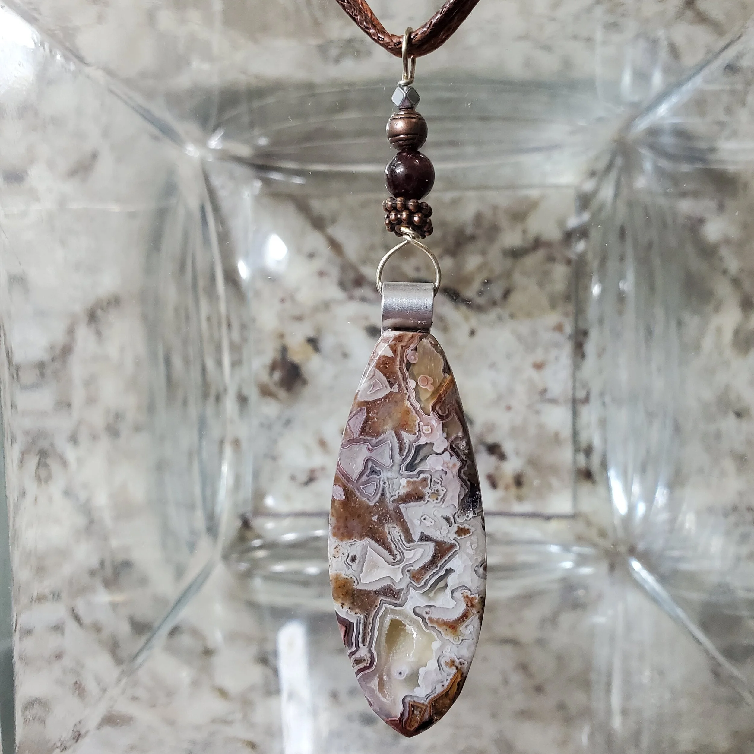 Fancy Lace Chihuahua Desert Agate with Druzy Pocket