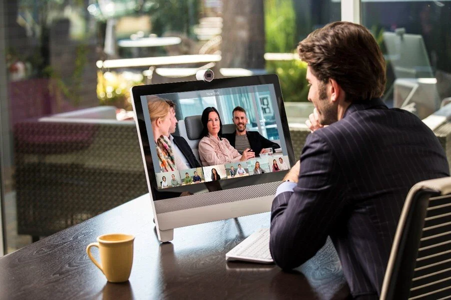 Executive-Room-Videoconference-Large-Desktop.jpg