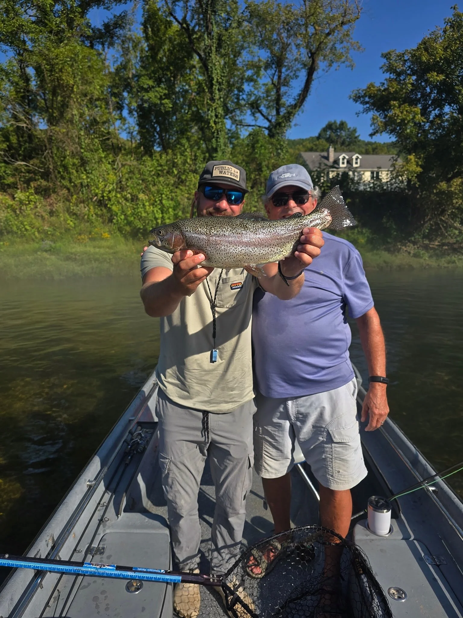 Nothing beats the smile on a client&rsquo;s face when they go 3/3 on hard-fighting rainbows.
Great day on the water with a couple of naturals!🎣

If you&rsquo;re looking to tighten your lines and learn the best runs on the river, book your guided tri