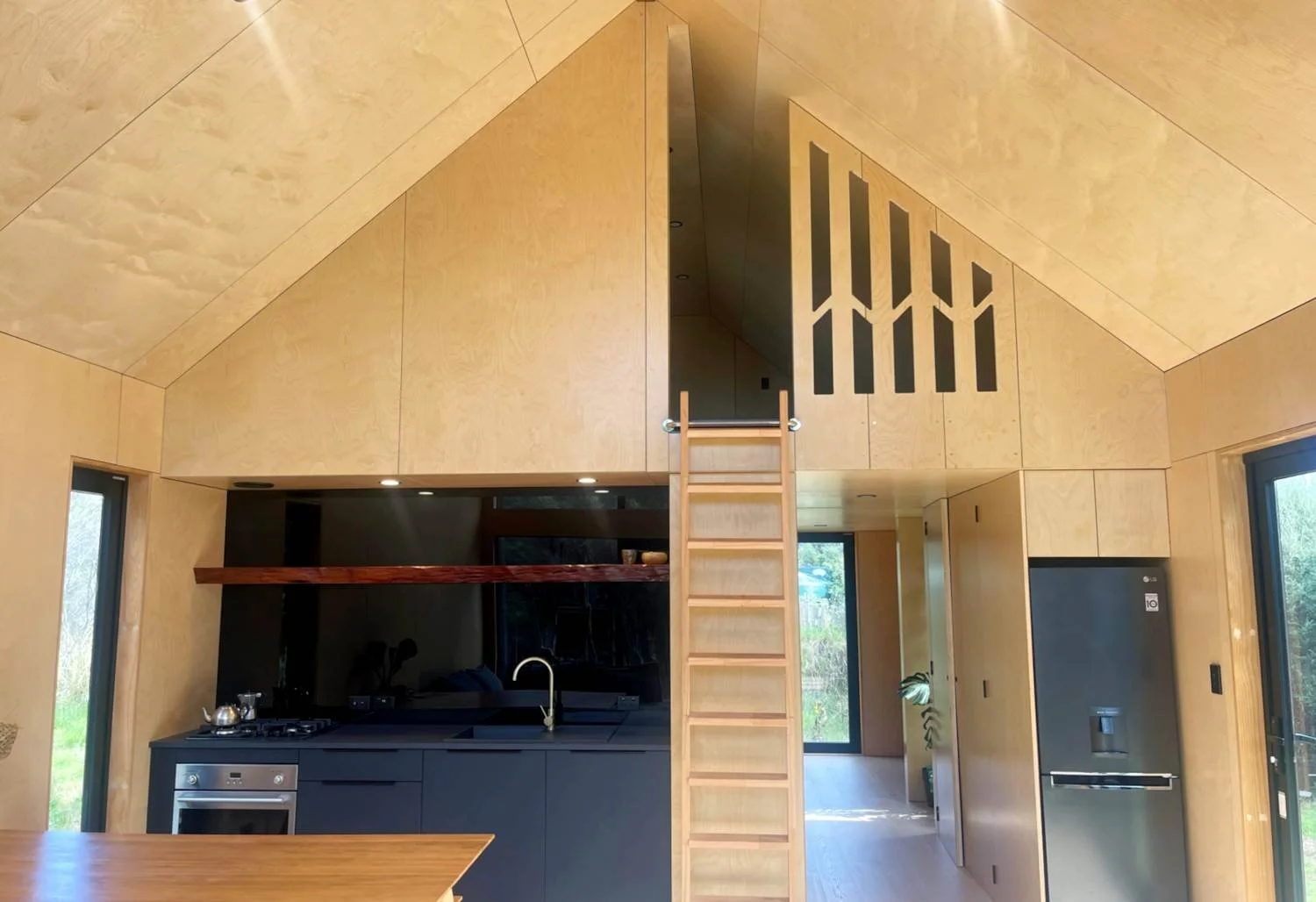 barrier house 7.jpg