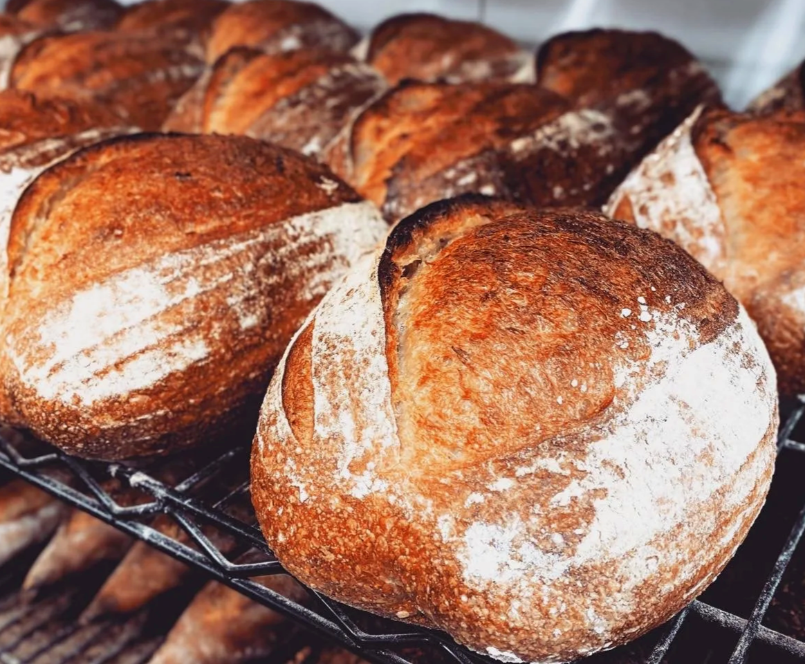 Cooling sourdough in Seasalt sourdough baker