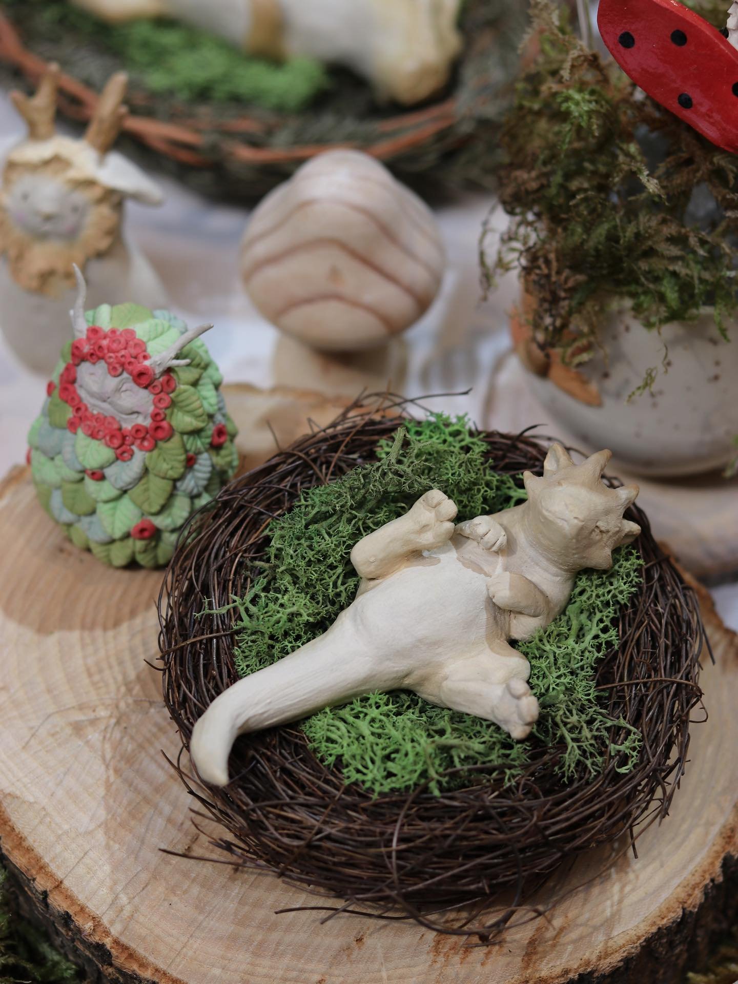 Les Mains Magiques, jour 2 ✨✨✨
Toujours en place &agrave; @instedlyon , jusqu&rsquo;&agrave; 19h ce soir 🪄

📍6 rue de la Part-Dieu, Lyon 3

🚇M&eacute;tro D arr&ecirc;t Guilloti&egrave;re
🚇M&eacute;tro B arr&ecirc;t Place Guichard
🚃Tram T1 arr&ec