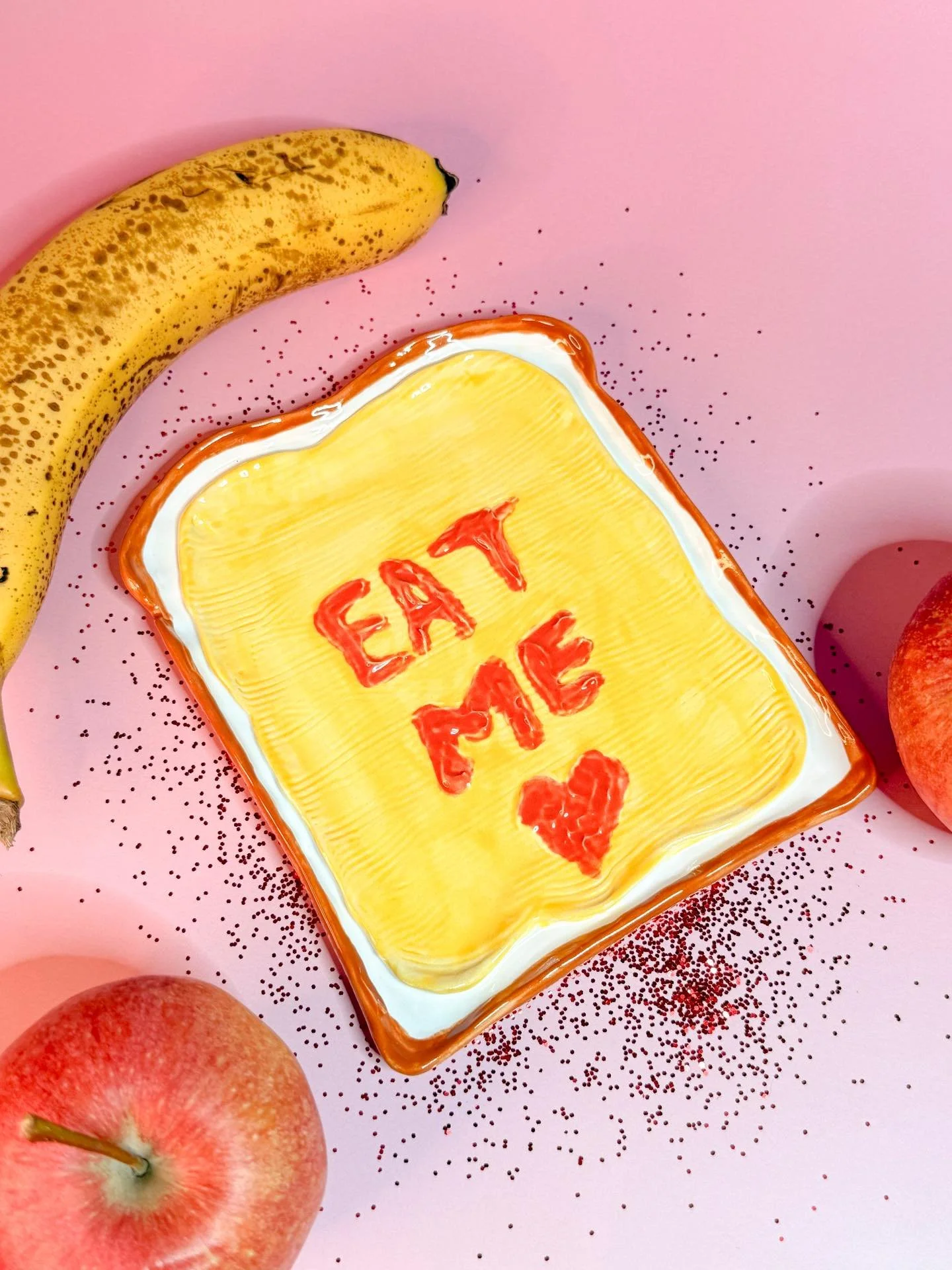 SPOILER ALEEEEEEEEERT
Un petit aper&ccedil;u des merveilles gourmandes &agrave; d&eacute;couvrir bient&ocirc;t aux Mains &agrave; la P&acirc;te 😍Parce que je ne r&eacute;siste pas &agrave; l&rsquo;envie de vous donner l&rsquo;eau &agrave; la bouche 