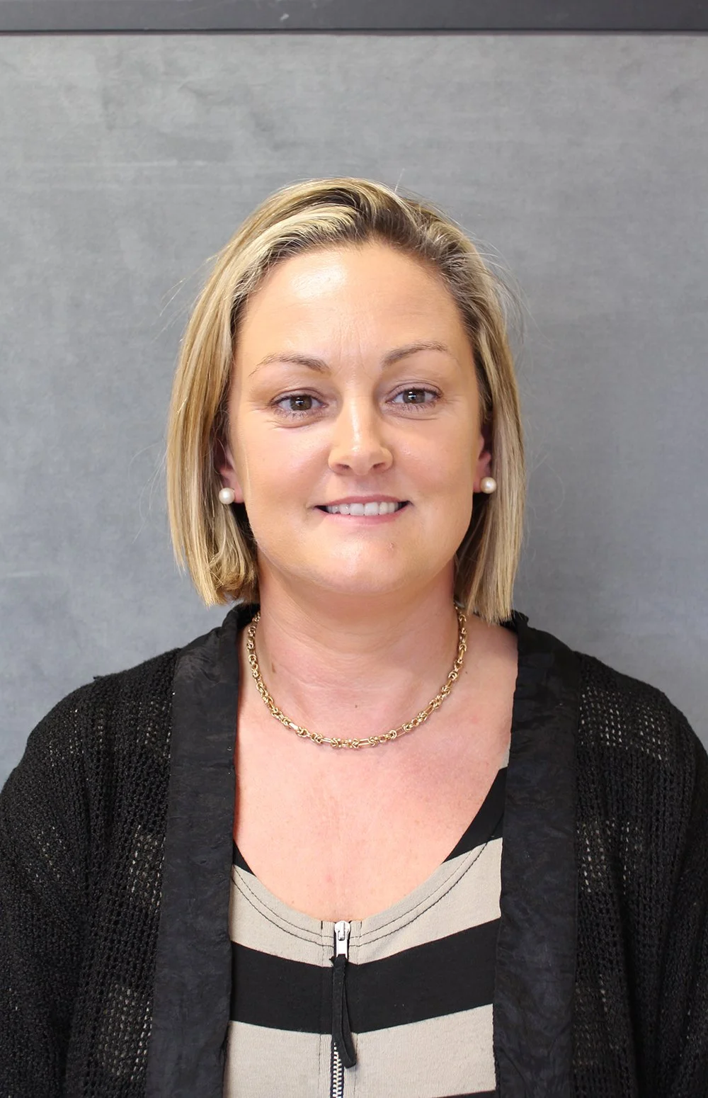 Secretary - Runaí Jessica