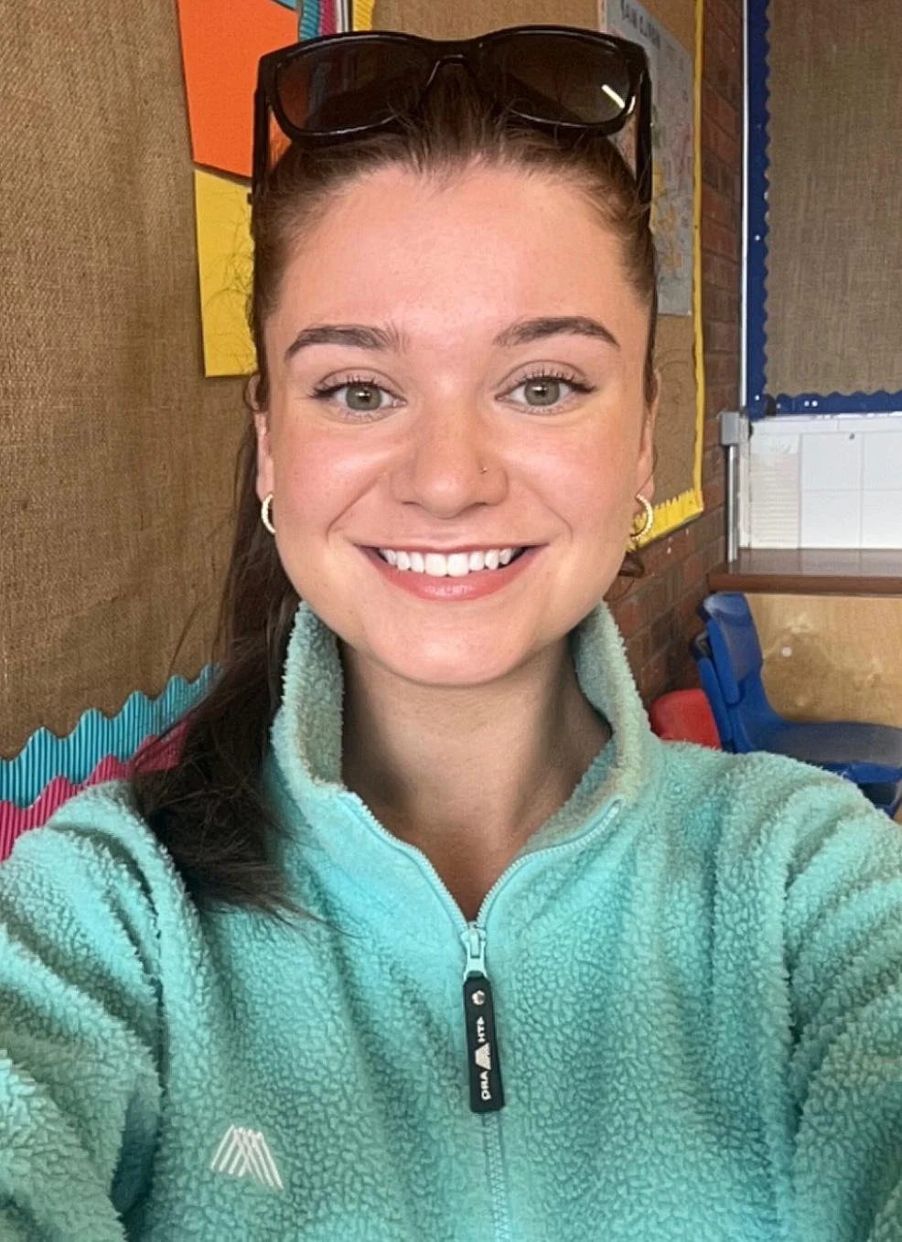 Múinteoir Chloe - 1st Class A