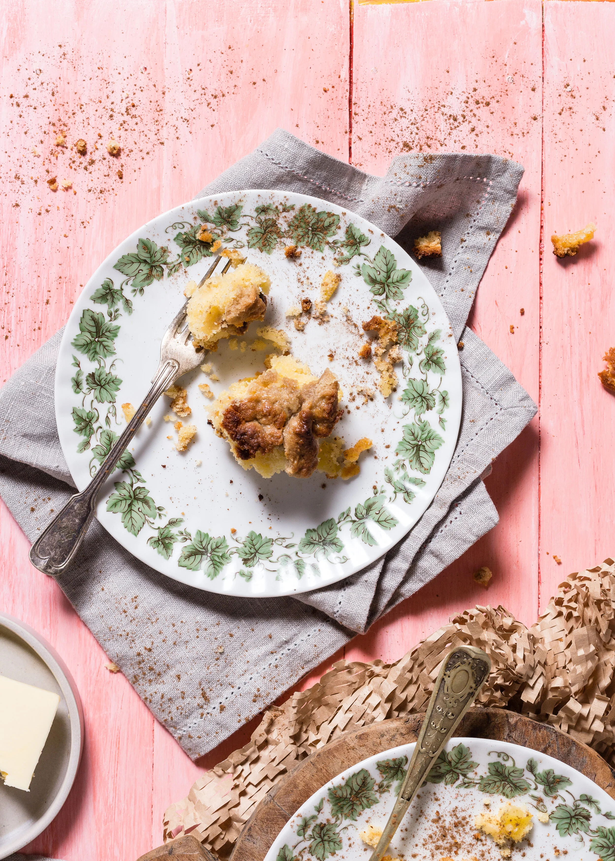 Apple Sponge Tea Cake with Chai Crumble