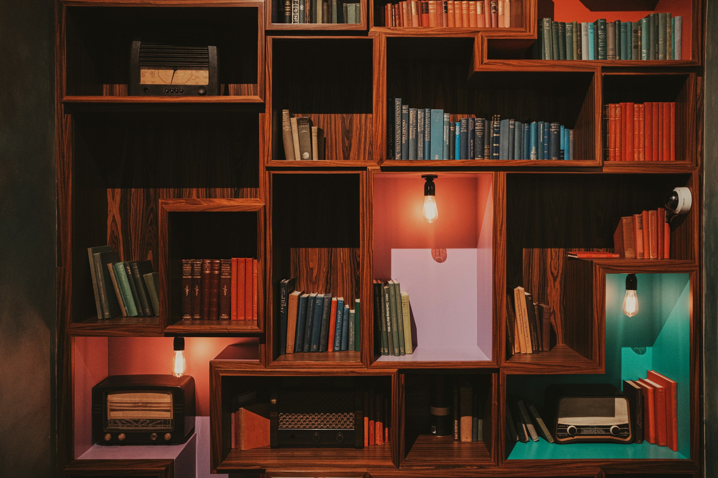 The Bookshelf #17 - Scotland: the Wild Places - Colin Prior