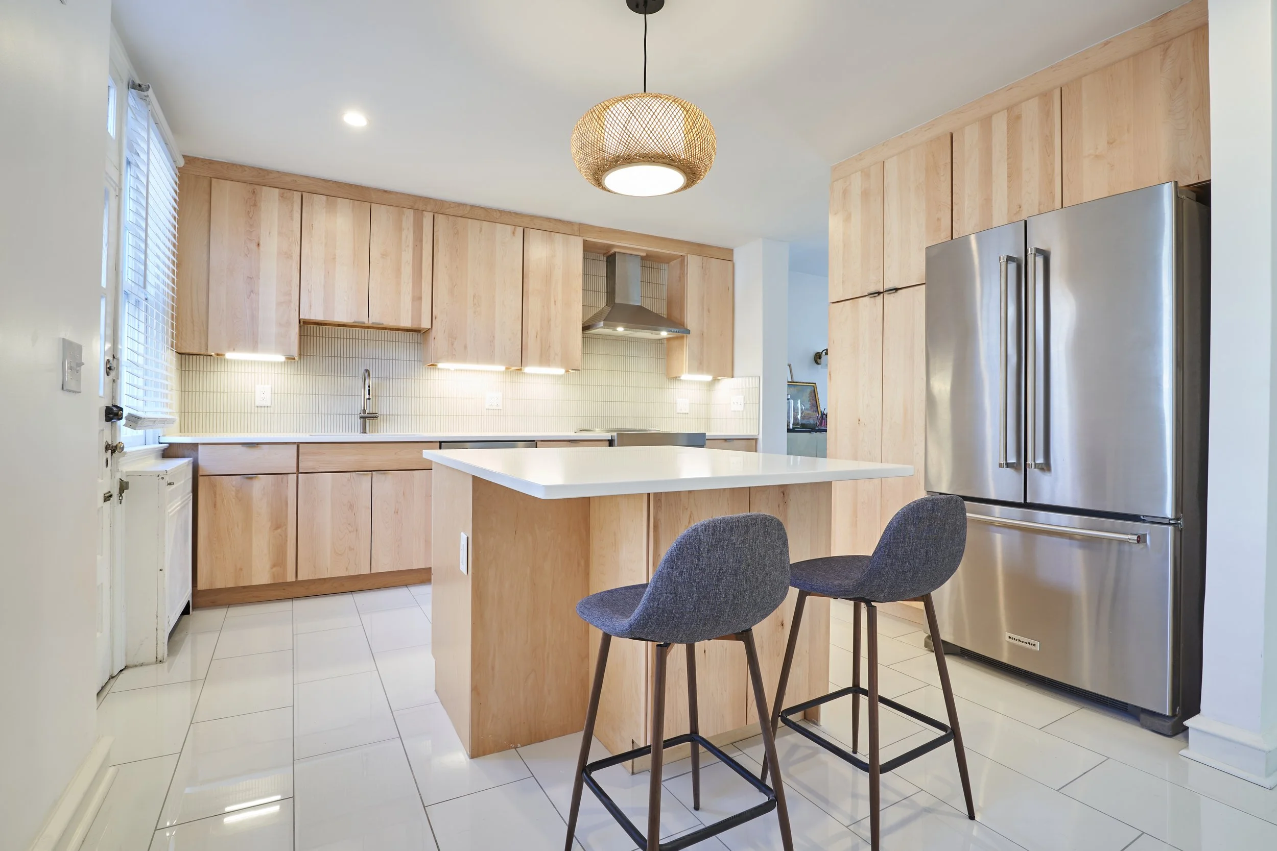 309_E_ALLEN_KITCHEN_NC_635843.jpg