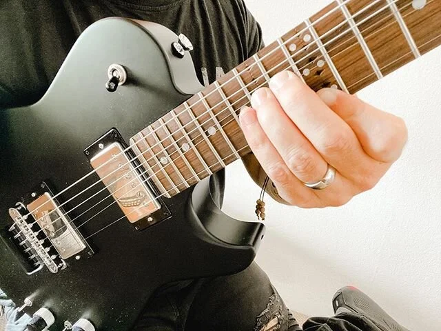 Free guitar lesson tonight! Ciari Sessions "Minor Triads & Inversions" is Thursday, June 4th from 5:30-6:30 pm PT. Register via the link in bio or at ciariguitars.com/sessions.
⠀⠀⠀⠀⠀⠀⠀⠀⠀
In this group Zoom class, we'll explore the minor triads and learn how they are made on the fretboard. The lesson includes: where minor triads come from, how to make them, why they are crucial to a guitar player. Learn the inversions of the minor triads from root inversion through the second inversion. Learn to use to make music!
⠀⠀⠀⠀⠀⠀⠀⠀⠀
You'll also have a chance to see the Ascender, the world's first gig-ready, pro-play guitar with foldable convenience. It's amazing how an instrument this convenient can sound this good.
⠀⠀⠀⠀⠀⠀⠀⠀⠀
After registering in advance, you will receive a confirmation email containing information about joining the session.
⠀⠀⠀⠀⠀⠀⠀⠀⠀
See you tonight!
⠀⠀⠀⠀⠀⠀⠀⠀⠀
#guitars #guitar #guitarsofinstagram #guitarstagram #guitarchords #livemusic #quarnatine #electricguitars #musiciansofinstagram #music #guitarlessons #guitarteacher #learnguitar #quarantineideas #athome #learnguitar #learningguitar #selfimprovement #metime #selfcare #bestself #quarantinelife