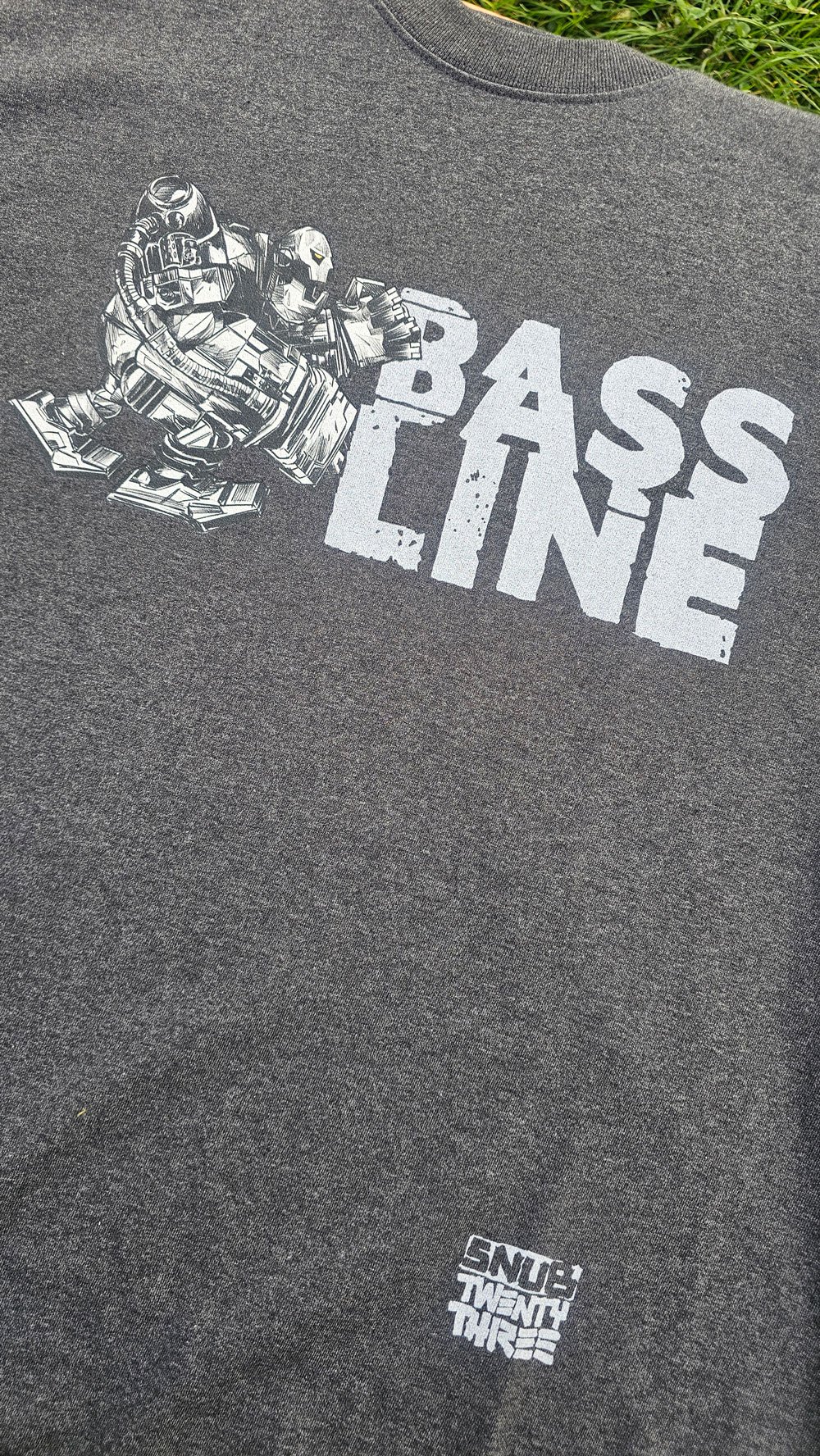 BASSLINE-tee-SNUB23-002.jpg