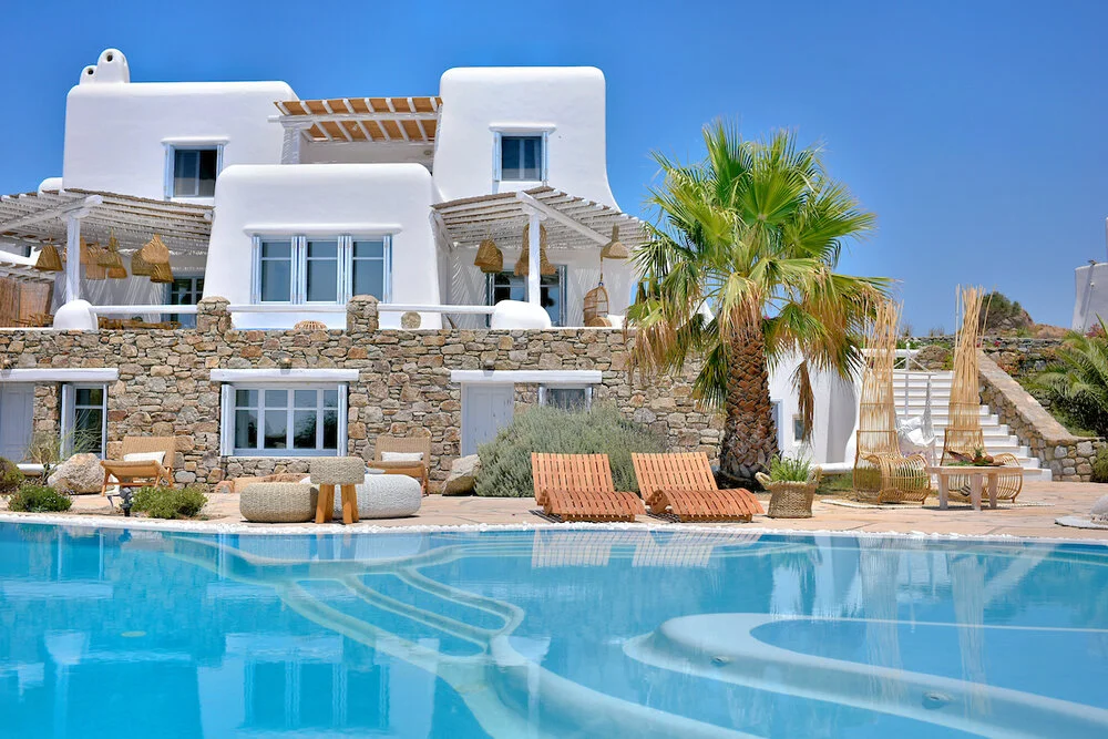 One of the larger villas of the estate with its private pool, the Seven-Villa Grand Collection at Leno Villas