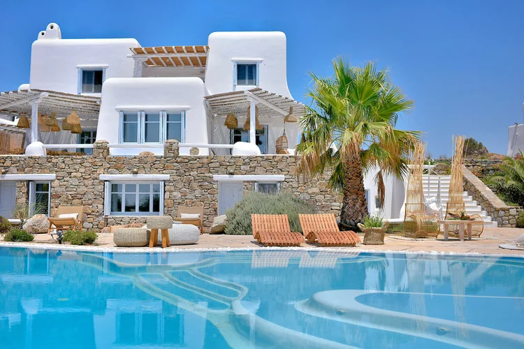 Leno Villas Mykonos, villas for 80 guests