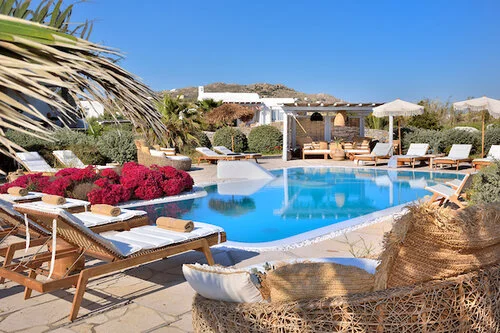 Pool shared by Villa Lydia and Villa Danae