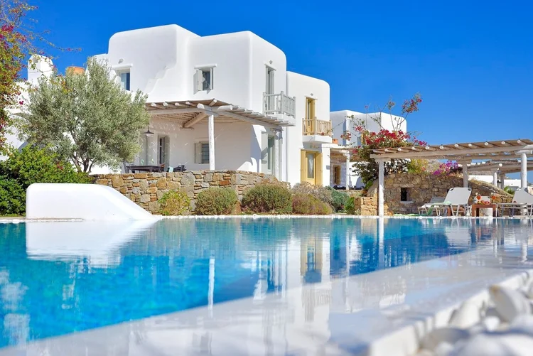 Leno Villas Mykonos, villas for 70 guests