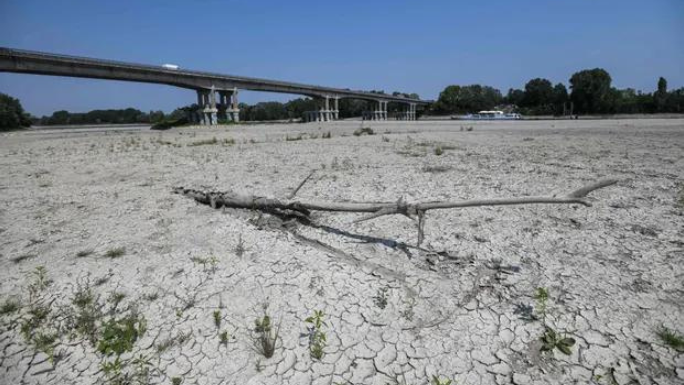 In the News: International News - The Po River Dries Up