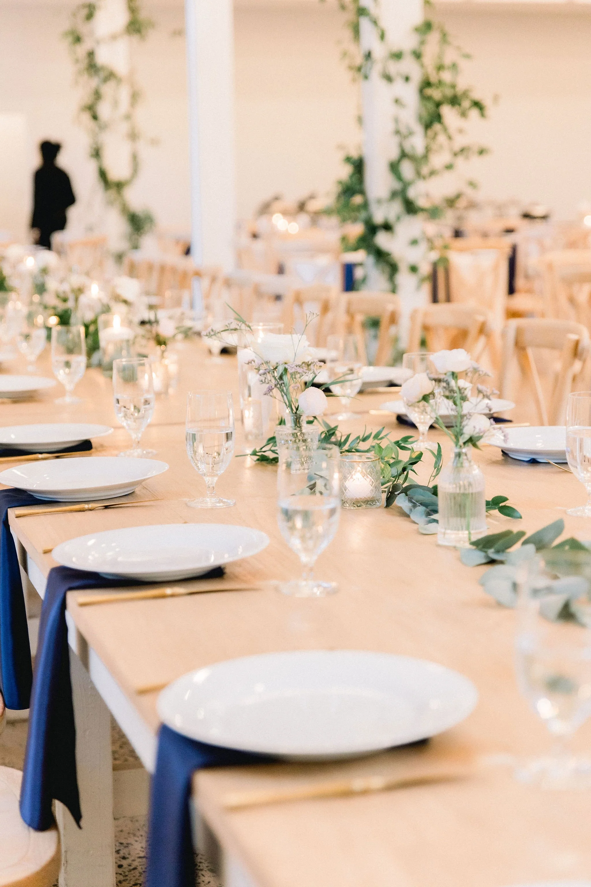 Carolina-Grove-table.JPG