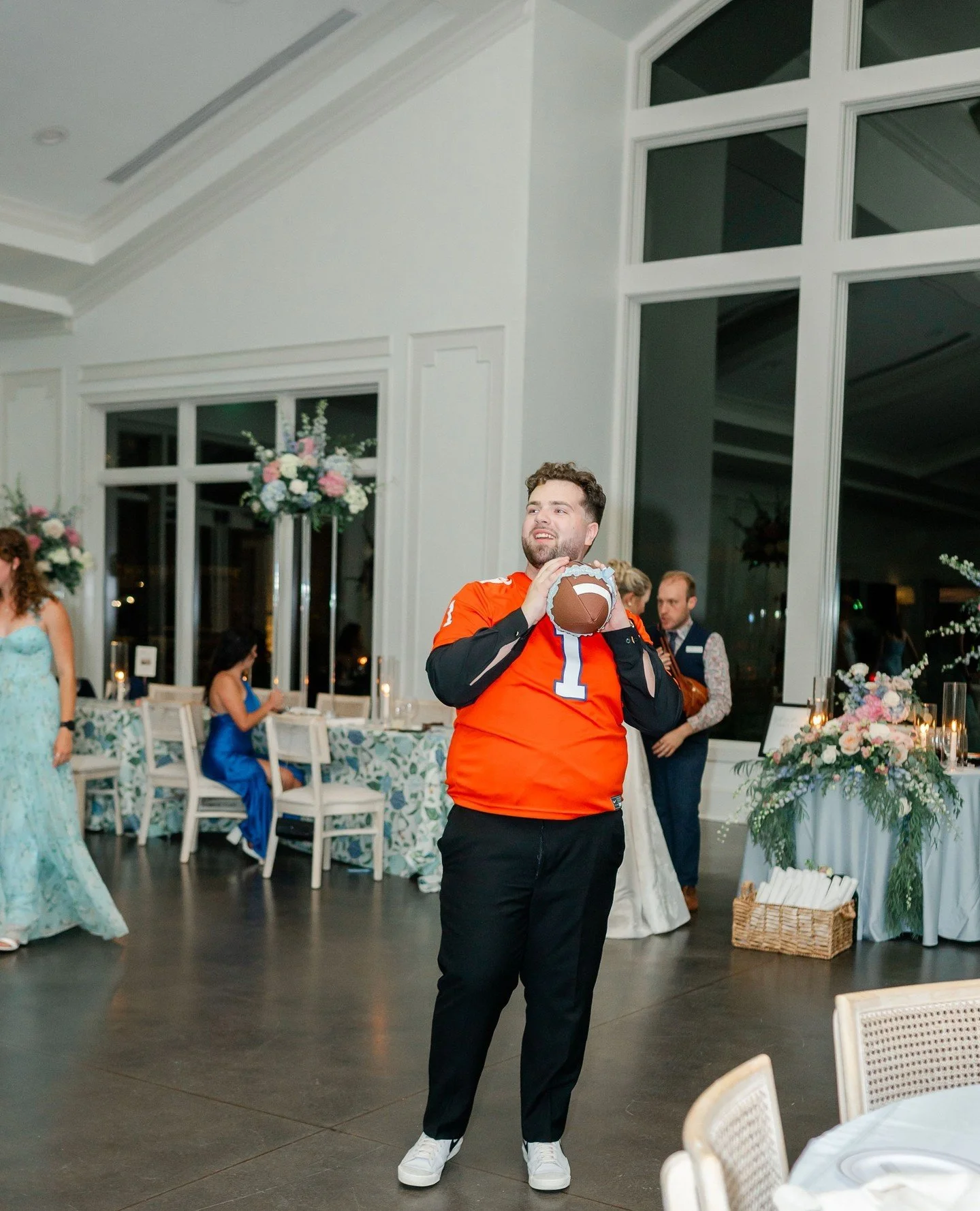 It's football season for the boys... and Gilmore Girls season for the girls! ⁠
⁠
&bull;⁠
&bull;⁠
&bull;⁠
⁠
Planning &bull; yours truly @somethingfabulousweddings ⁠
Venue &bull; @donovanmanor⁠
Photographer &bull; @chelseacookphotographync⁠
Flowers &bu