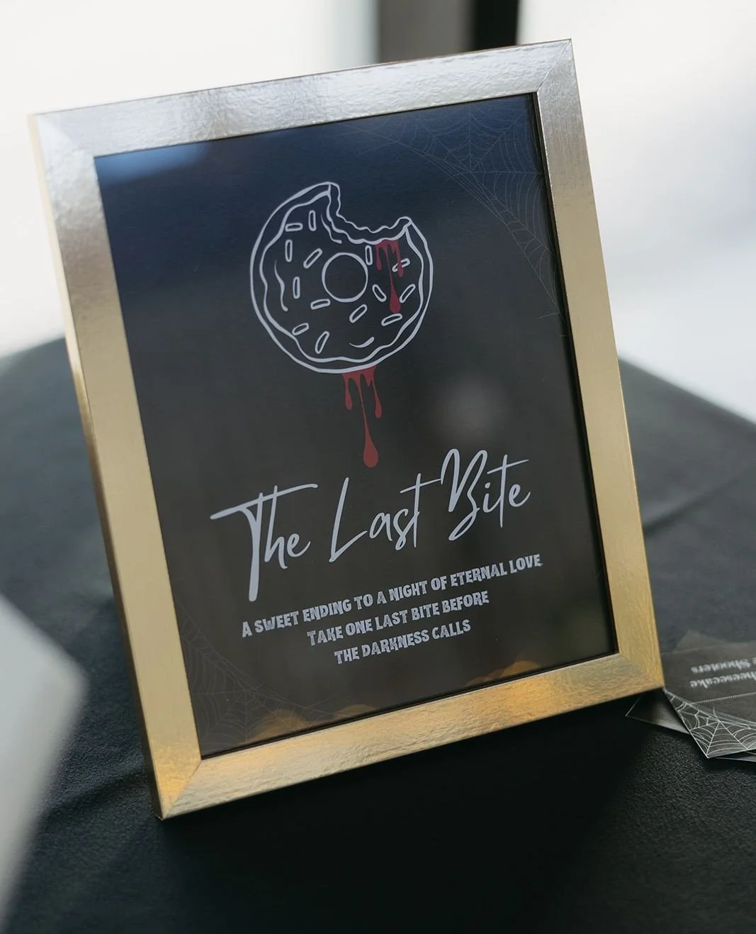 It's National Candy Day! What would your last bite be? 🍩🍬⁠
⁠
&bull;⁠
&bull;⁠
&bull;⁠
⁠
Planning &bull; yours truly @somethingfabulousweddings ⁠
Venue &bull; @unionhall_events⁠
Photographer &bull; @lauramemoryphotography⁠
Flowers &bull; @petalandoak