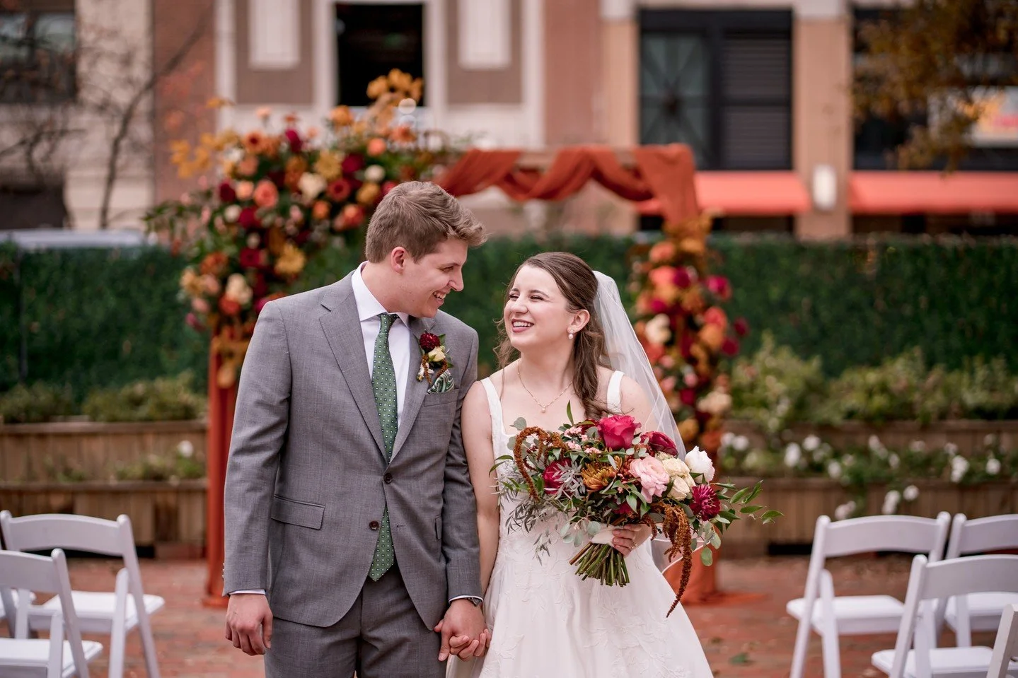 These two are one month married already 🧡⁠
⁠
&bull;⁠
&bull;⁠
&bull;⁠
⁠
Planning &bull; yours truly @somethingfabulousweddings ⁠
Venue, Catering, Dessert &amp; Bar &bull; @thegroveatcitymarket⁠
Photographer &bull; @michelleguntonphotography⁠
Flowers 