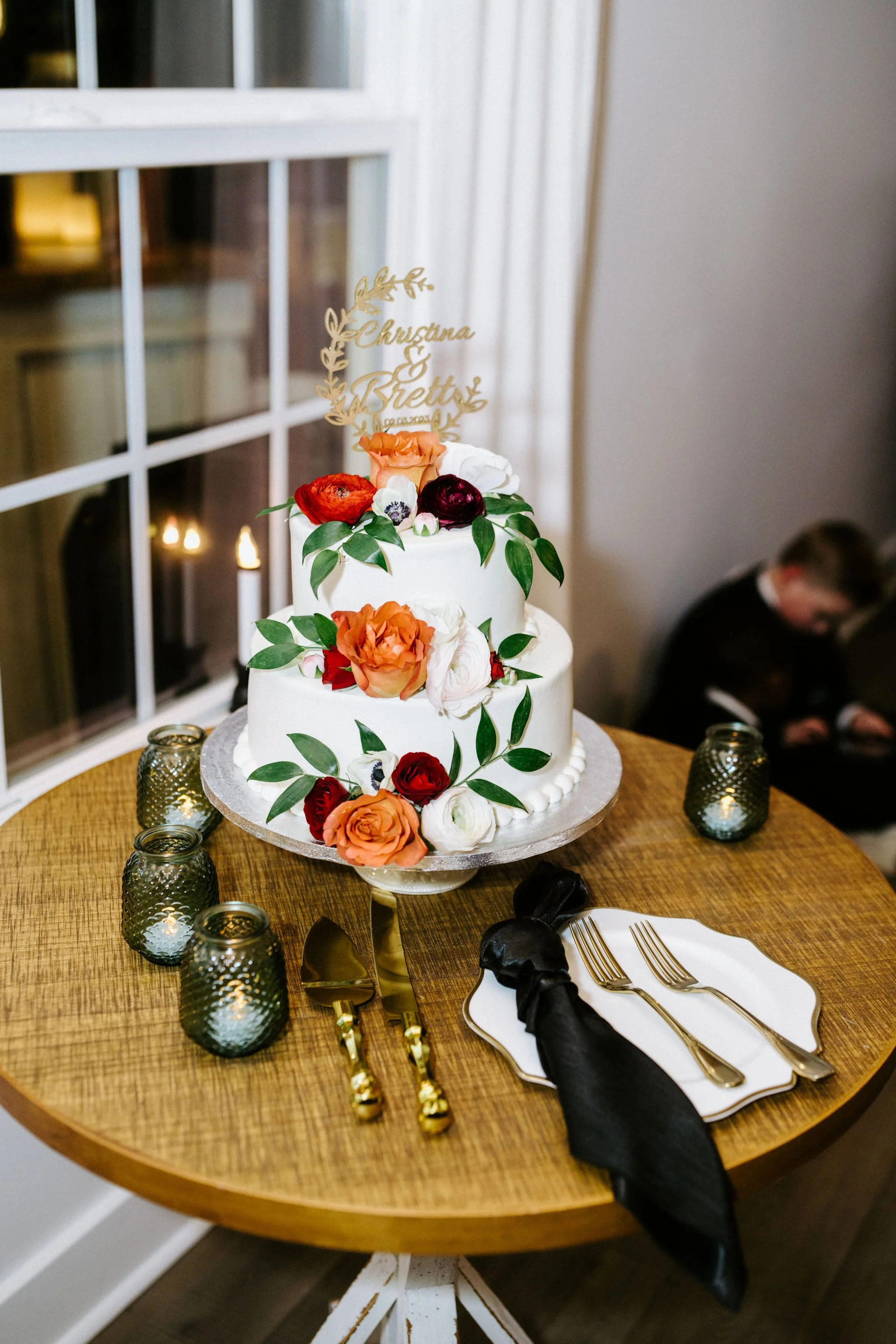 Malachi_Meadows_Wedding_Cake.jpg