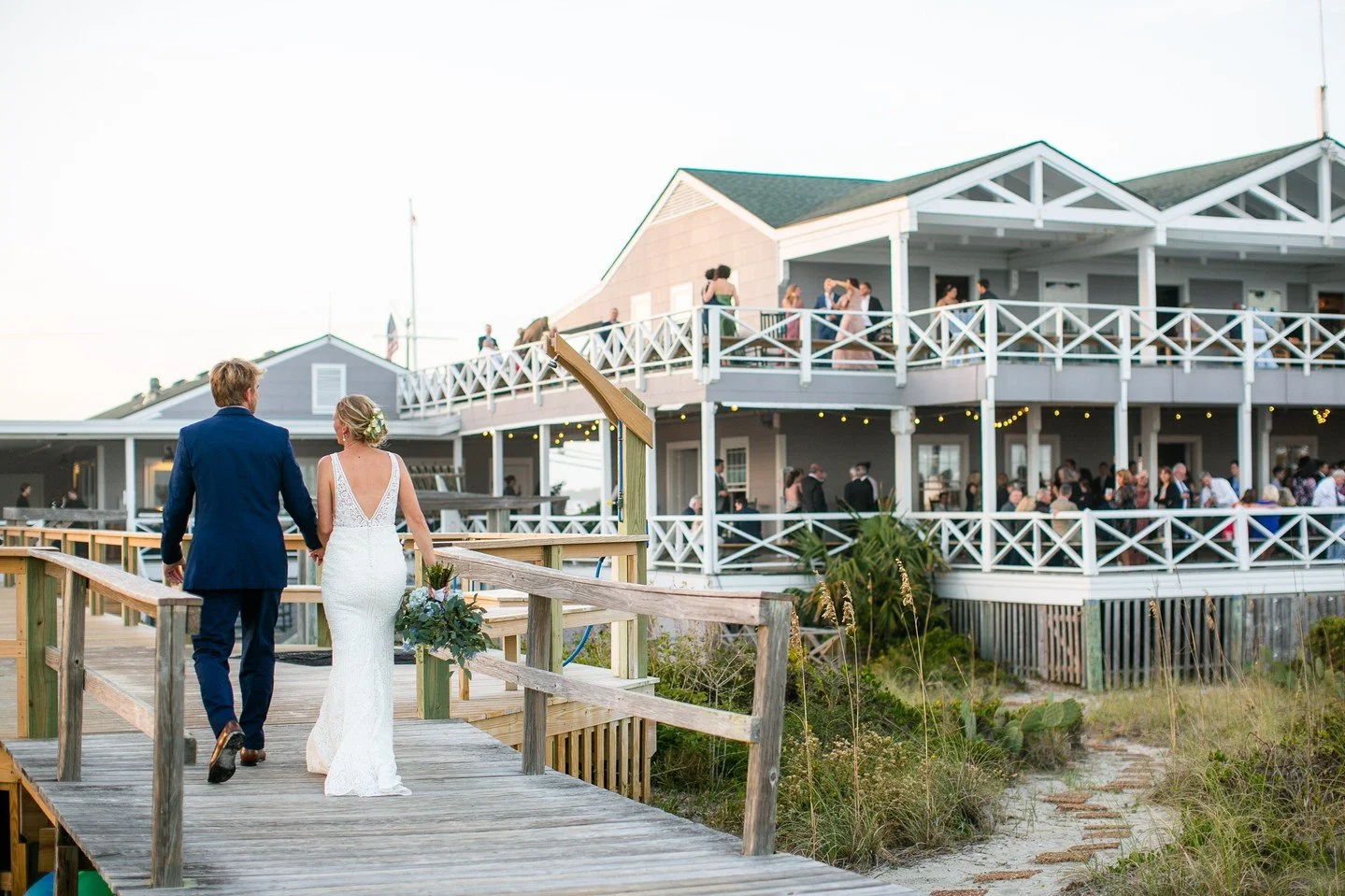 Did y'all know we plan weddings in Coastal NC? Check out the Portfolios section of our website for more information ⛵️⁠
⁠
&bull;⁠
&bull;⁠
&bull;⁠
⁠
Planning &bull; yours truly @somethingfabulousweddings ⁠
Venue &bull; @thecarolinayachtclub ⁠
Photogra