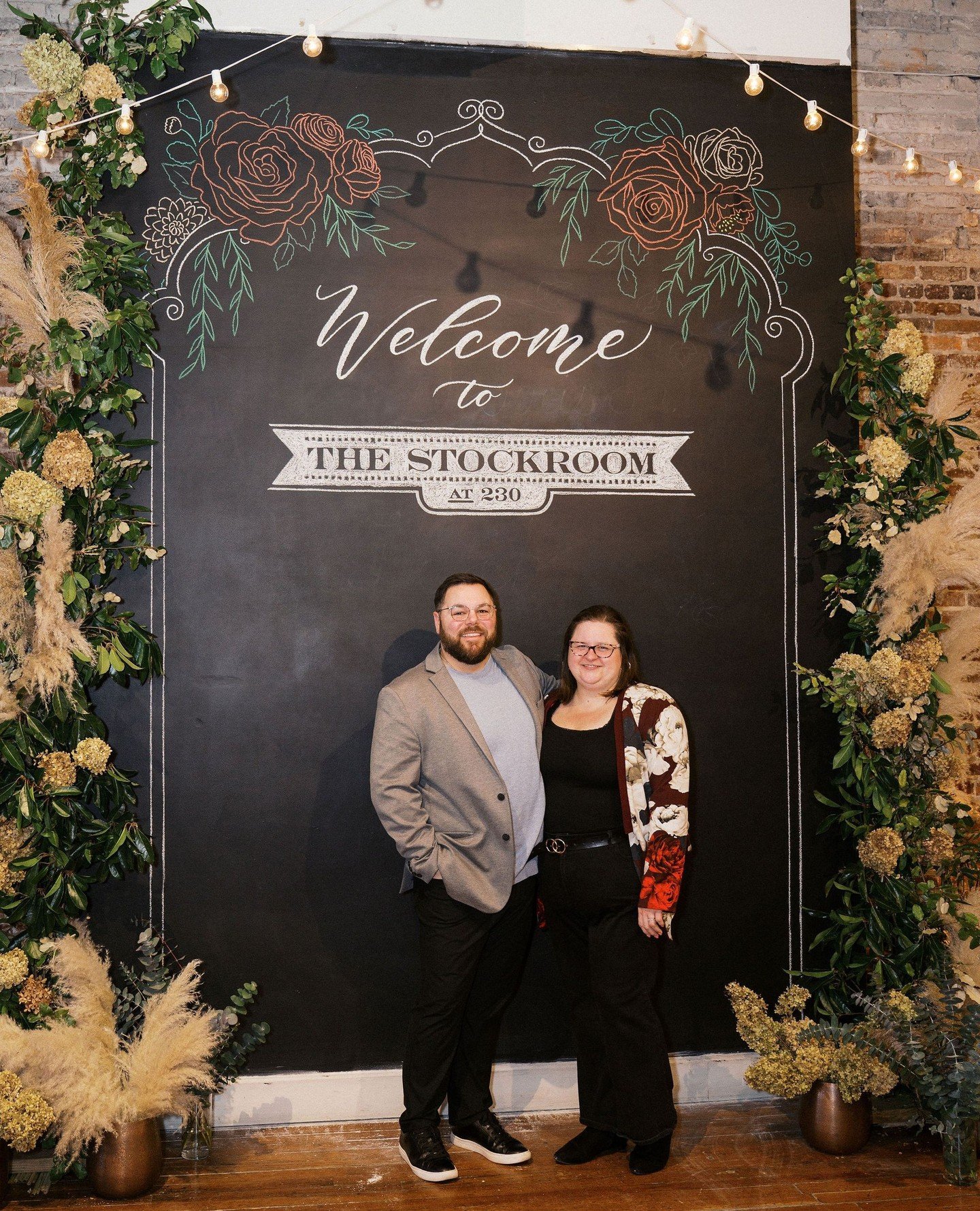 Ashley &amp; Tommy had the best time at last month's Empire Events Winter Wedding Walk. Who else went along? ⁠
⁠
&bull;⁠
&bull;⁠
&bull;⁠
⁠
Planning &bull; yours truly @somethingfabulousweddings ⁠
Venue &bull; @thestockroomat230⁠
Photographer &bull; @