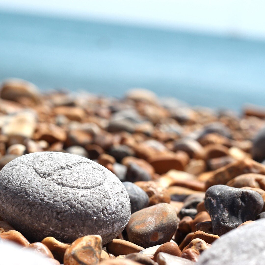 We took up residence at the beach for the weekend. ☀️

Compact &amp; lightweight - perfect for your beach bag. So you can wash the salt away before you get home with a seaside shower! 🚿⛱
 
No more spillages. 💧