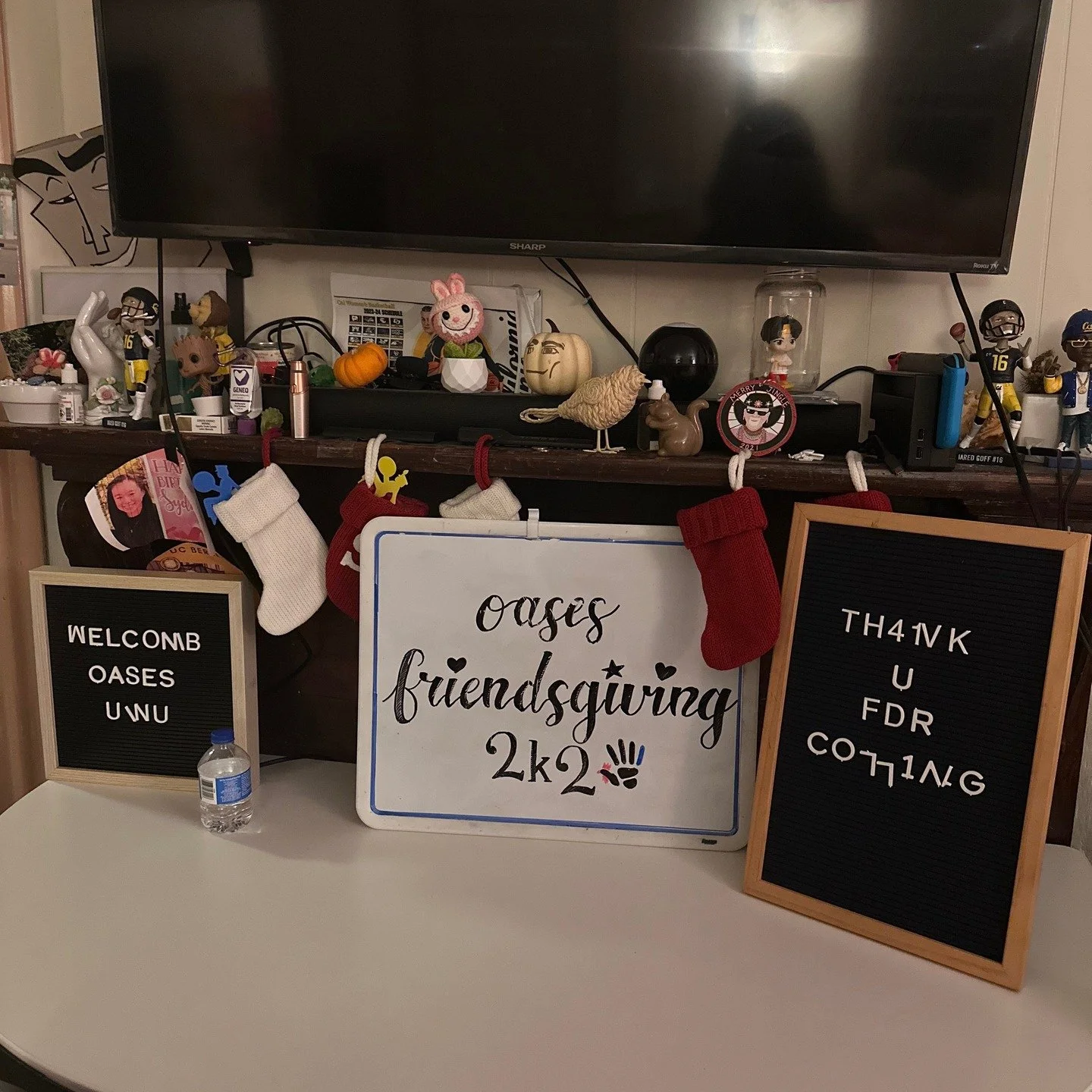 🎉OASES Friendsgiving 2025🎉
Friendsgiving filled with good food, great games, and even better community 🧡🍂Grateful for our members who showed up with so much spirit and for our mentors who continue to support and make OASES so wonderful!